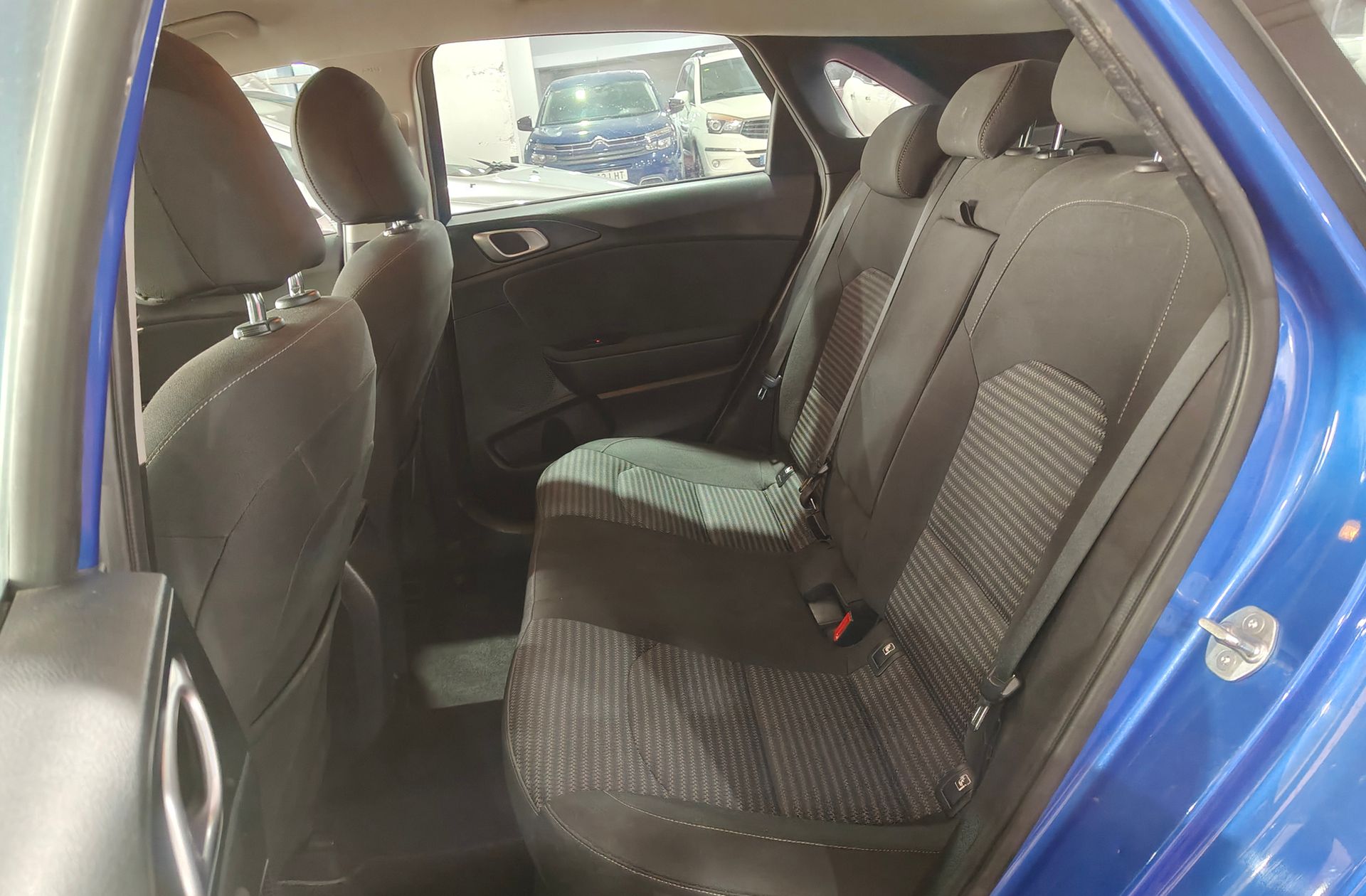 Kia Ceed 1.6 MHEV iMT Drive - foto 12