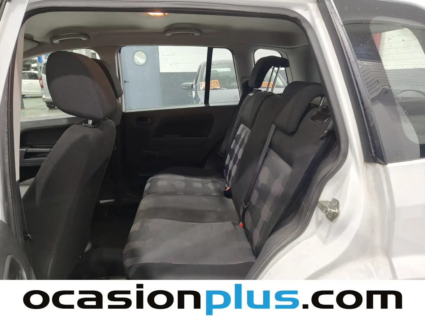 Foto Ford Fusion Ford Fusion 1.4 16v Ambiente (80 CV)