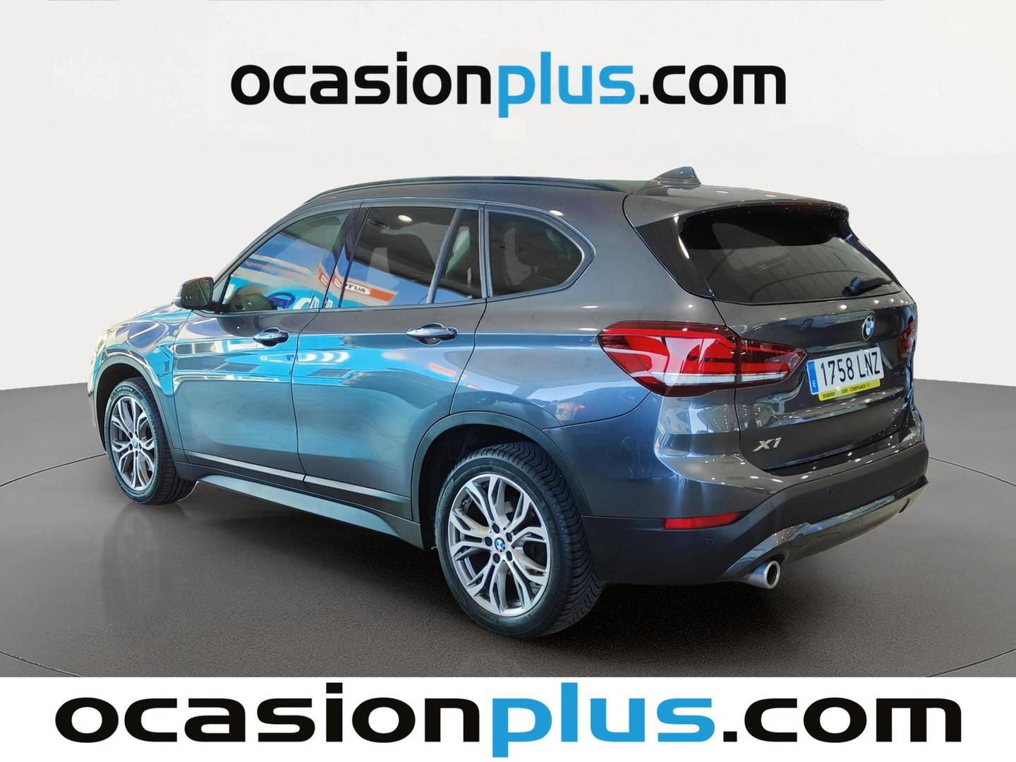 Foto trasera BMW X1 BMW X1 sDrive18i (136 CV) izquierda