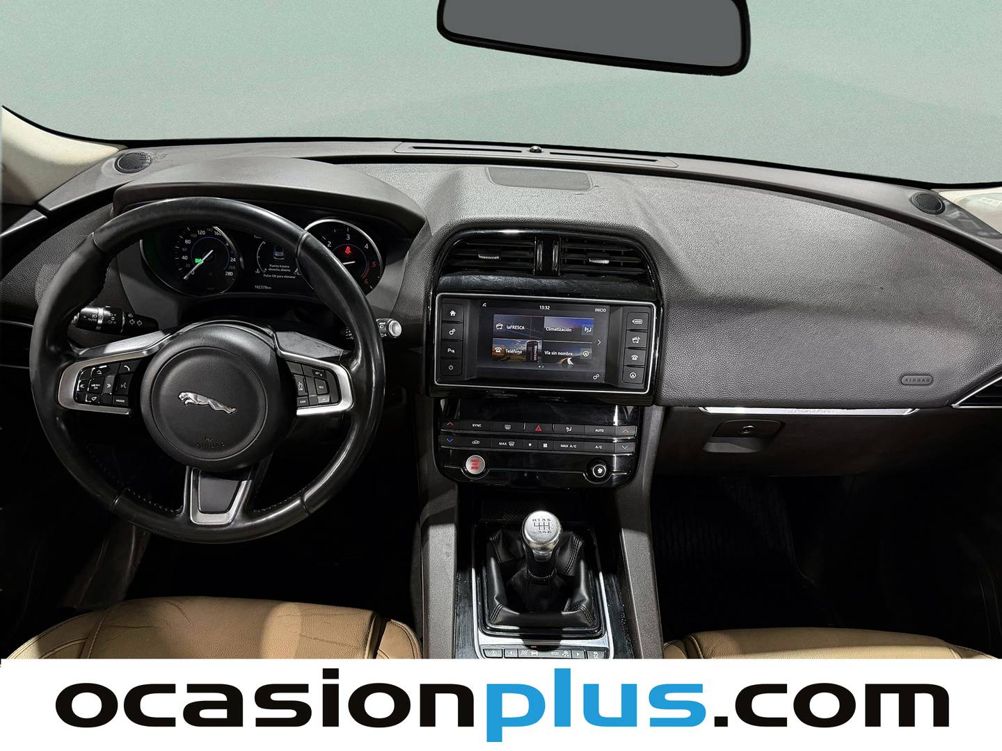 Foto Jaguar F-Pace Jaguar F-PACE 2.0L i4D Prestige AWD (180 CV)