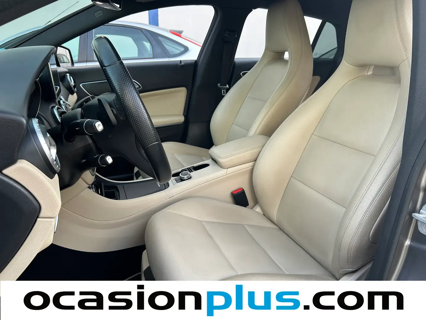 Foto Mercedes CLA Mercedes-Benz CLA Shooting Brake CLA 220 d Urban  (177 CV)