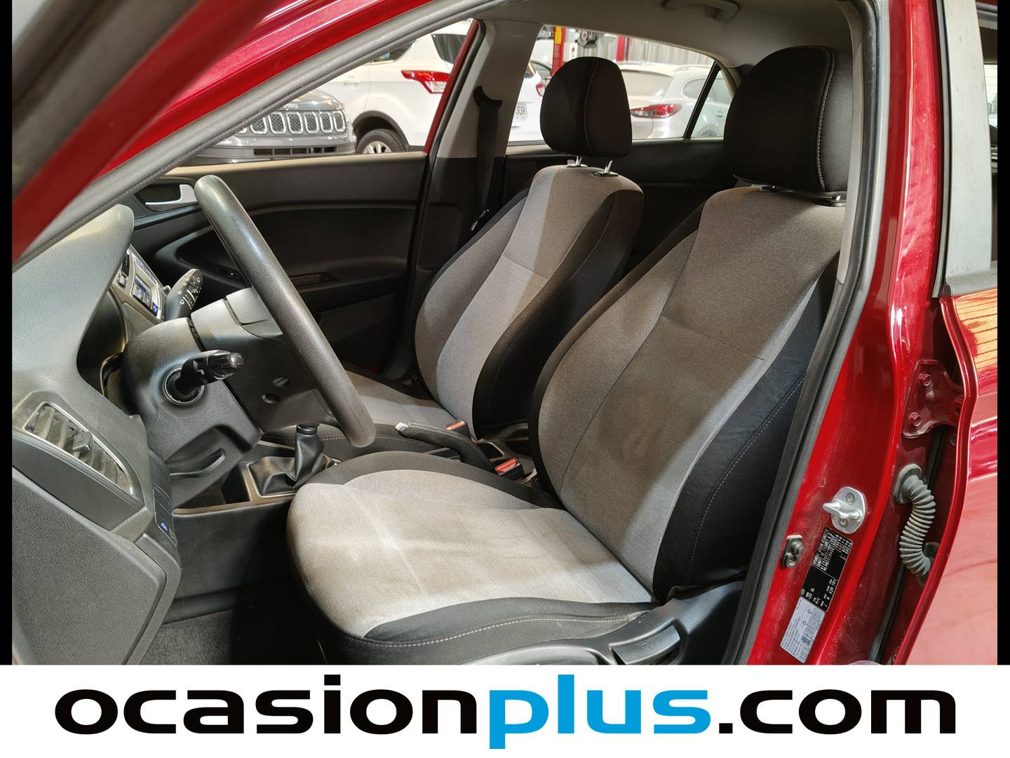 Foto asientos delanteros Hyundai i20 Hyundai i20 1.2 MPI Essence (84 CV)