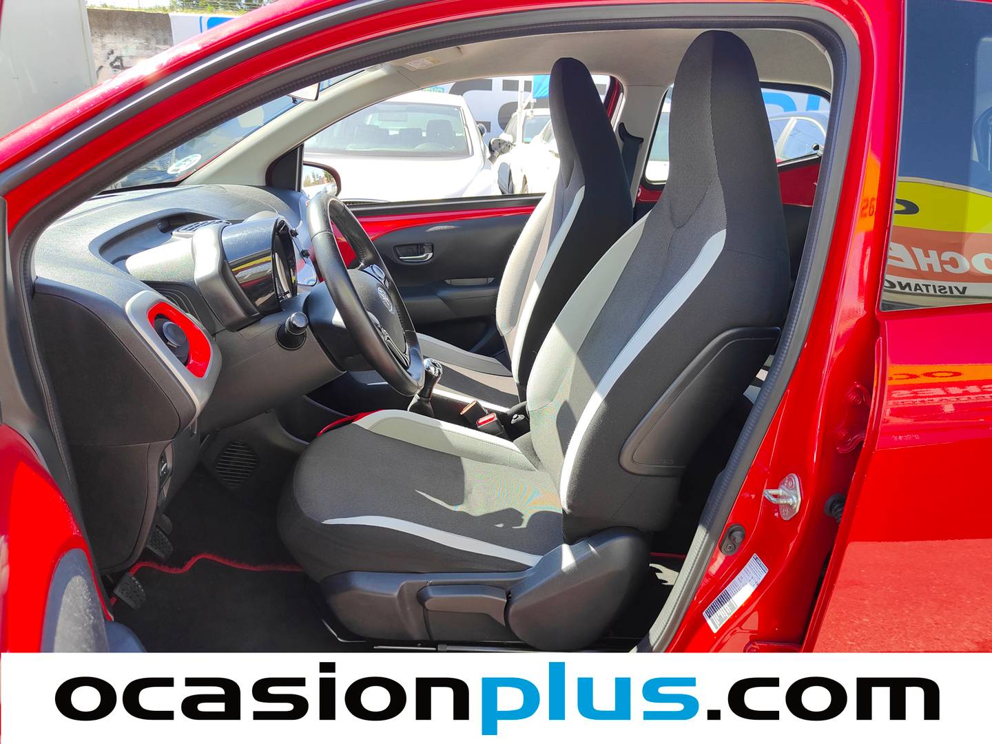 Foto asientos delanteros Toyota Aygo Toyota Aygo 1.0 70 X-Play (69 CV)