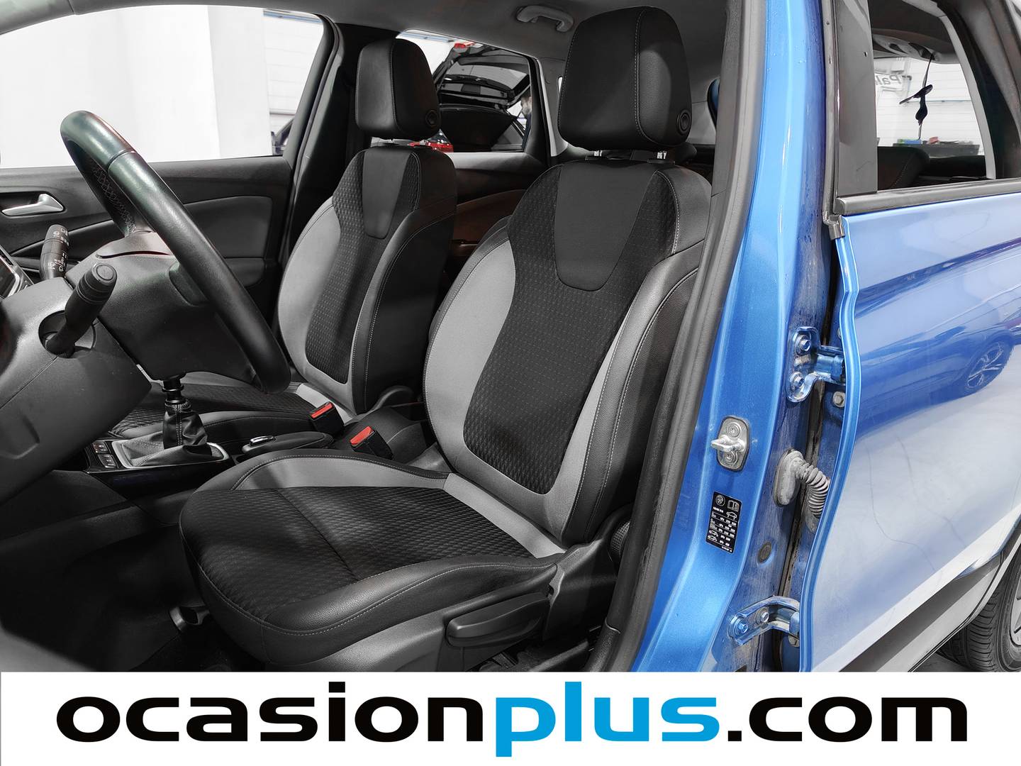 Foto Opel Crossland X Opel Crossland X 1.2 S&S Innovation (130 CV)