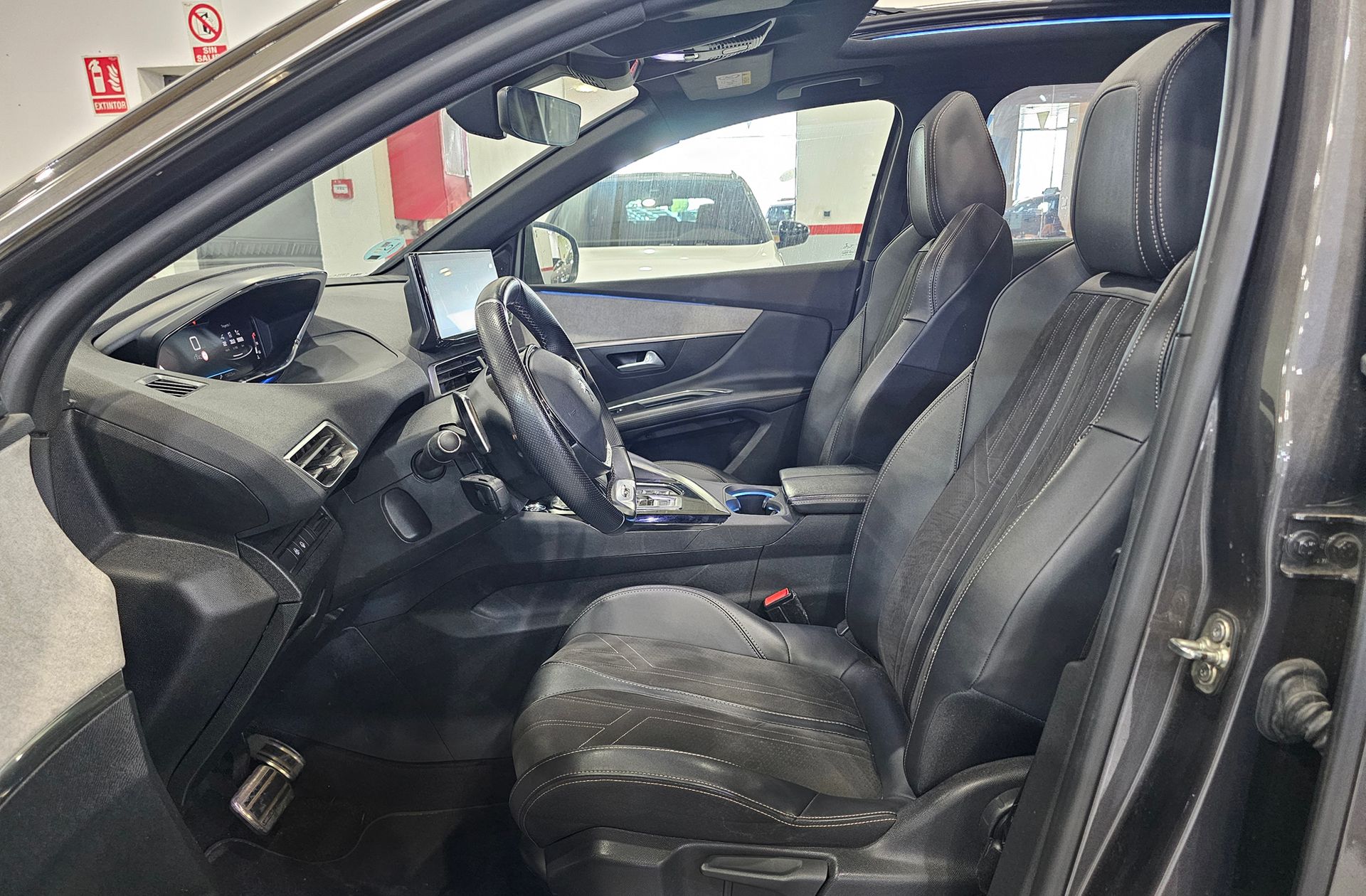 Peugeot 3008 BlueHDi 130 GT EAT8 - foto 14