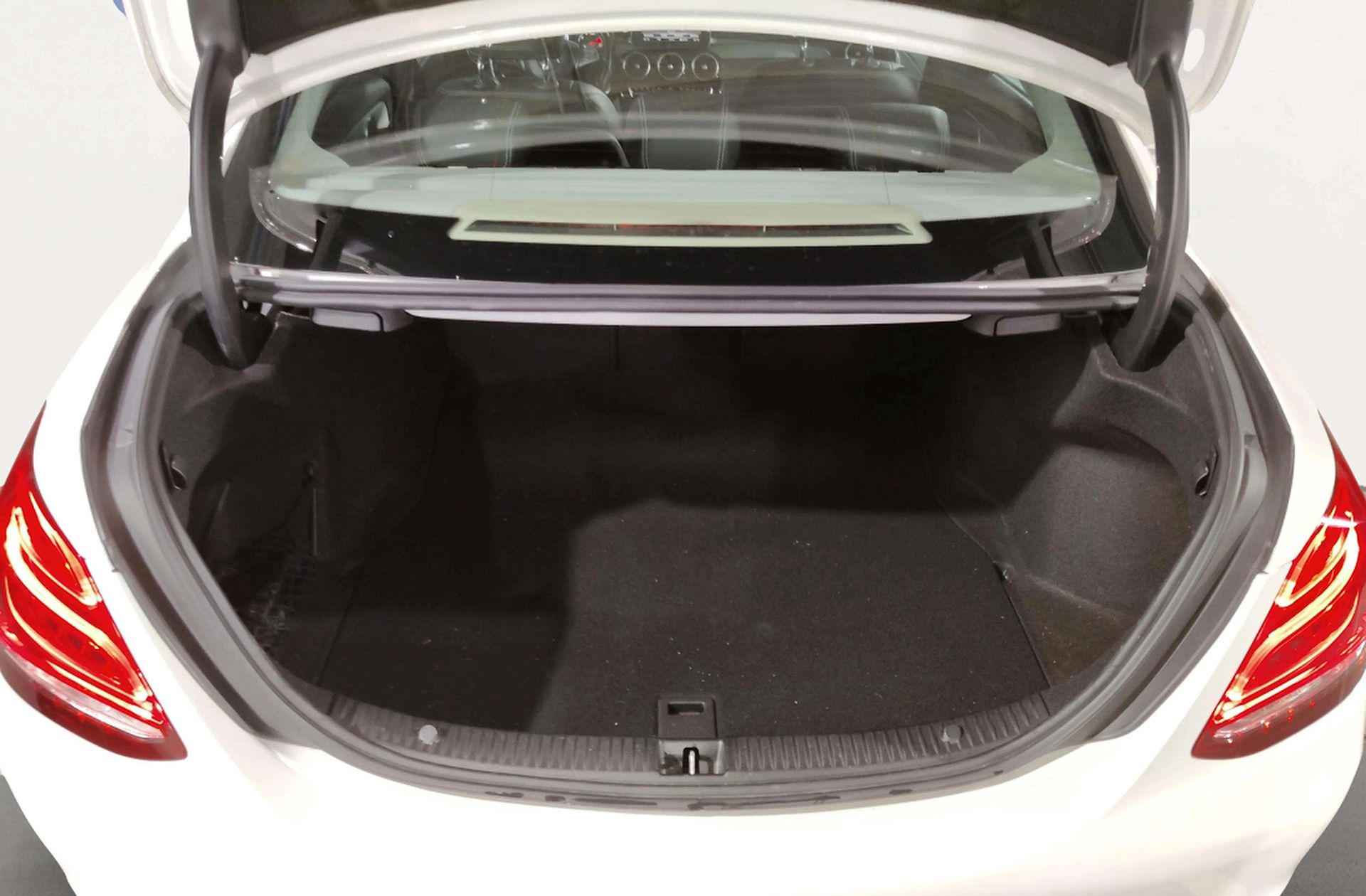 Mercedes-Benz Clase C 200 - foto 16