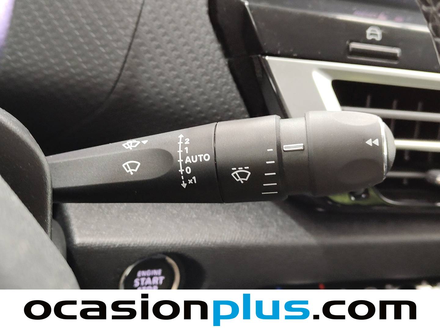 Foto Citroën ë-C4 Citroen ë-C4 eléctrico 50kWh Shine (136 CV)