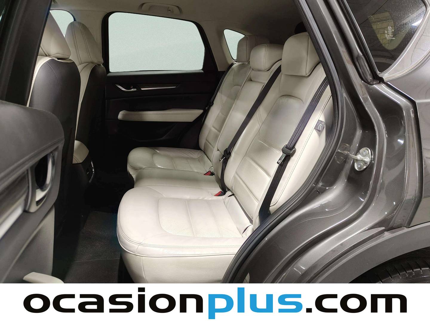 Foto asientos traseros Mazda CX-5 Mazda CX-5 2.2 DE Luxury + Premium + Travel + SunRoof (CB) 4WD Auto (175 CV)
