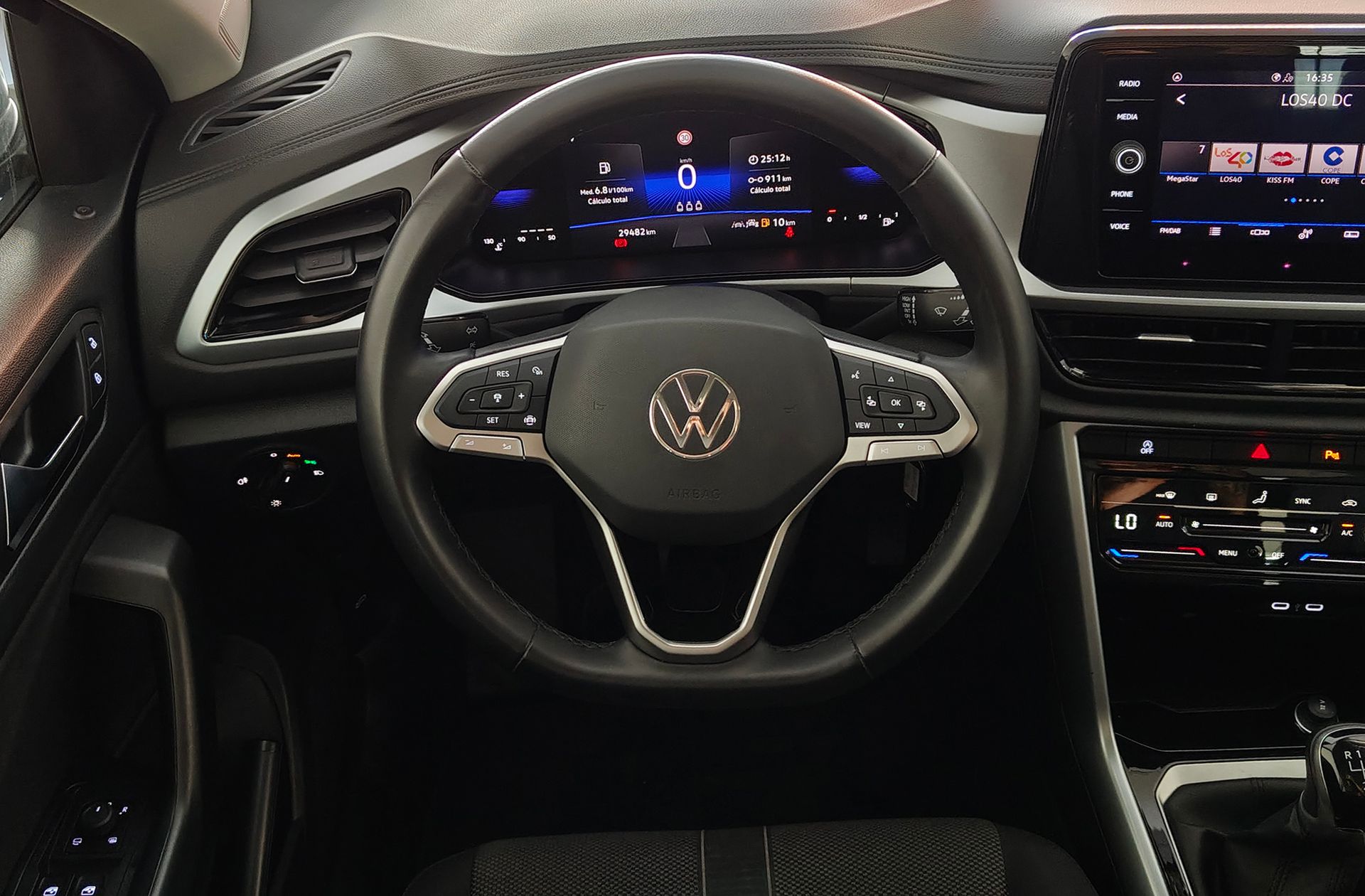 Volkswagen T-Roc Life 1.0 TSI - foto 25
