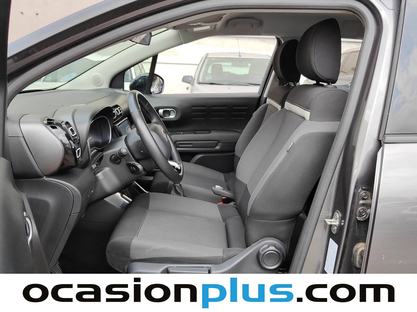 Foto asientos delanteros Citroën C3 Aircross Citroën C3 Aircross PureTech 110 S&S Plus (110 CV)