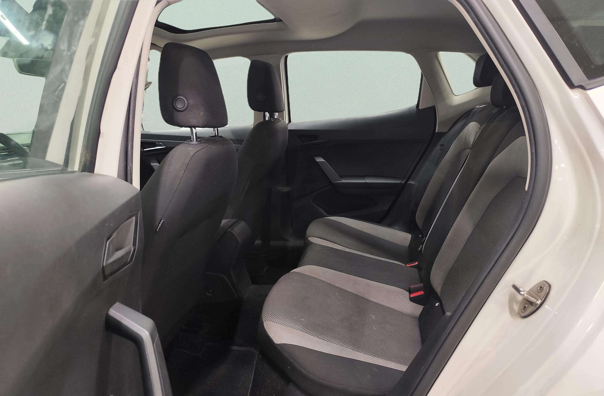 SEAT Ibiza 1.0 TSI Style Plus - foto 12