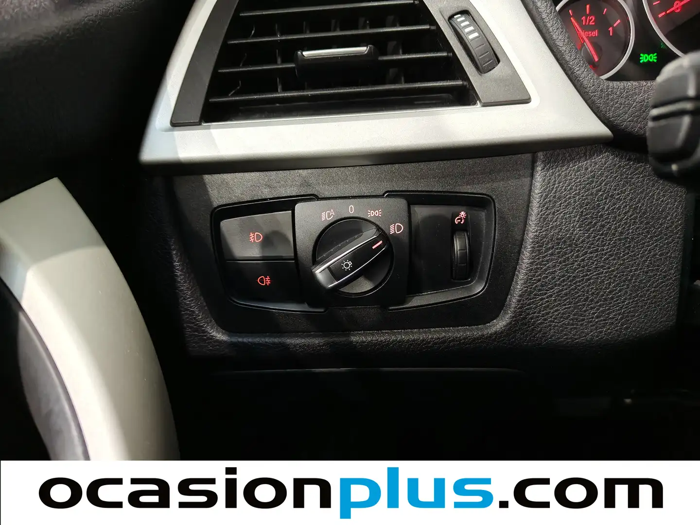 Foto BMW Serie 3 BMW Serie 3 318d (150 CV)