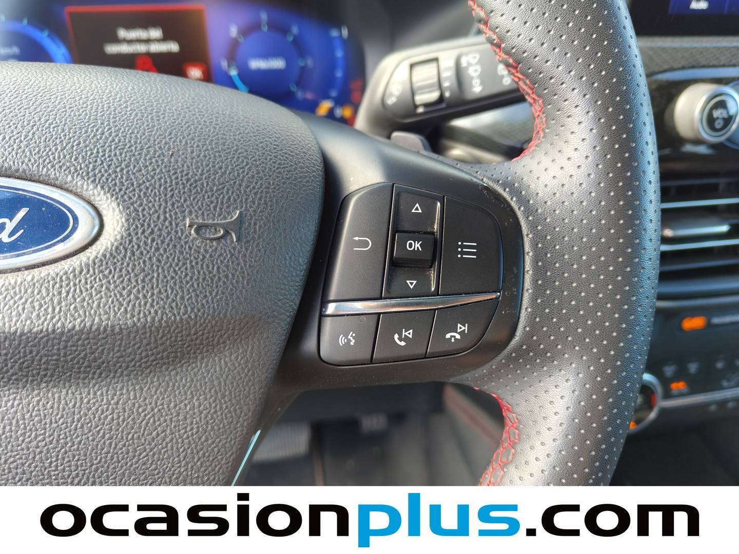 Foto Ford Kuga Ford Kuga 1.5 EcoBlue ST-Line Auto  (120 CV)