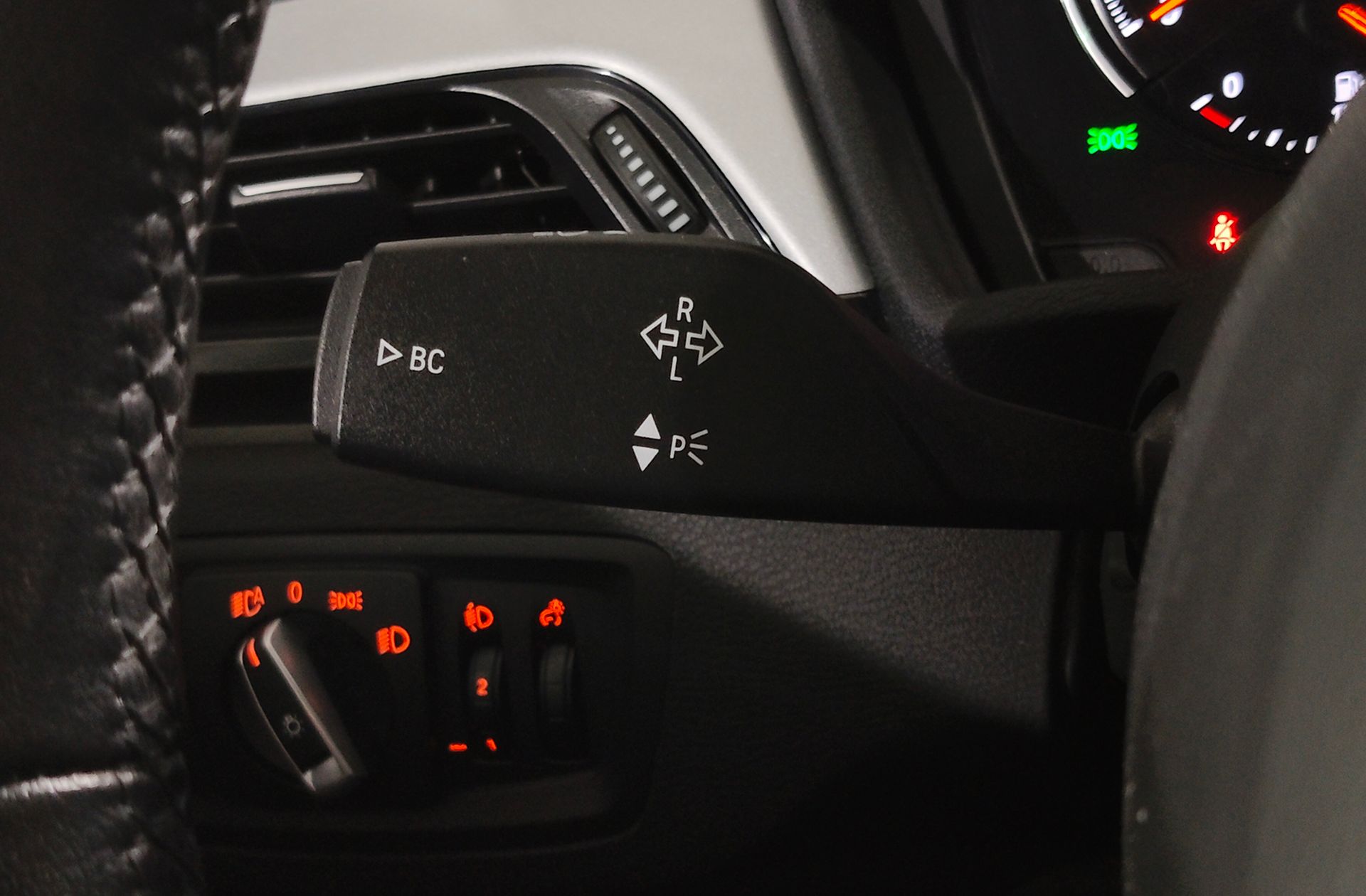 BMW X1 sDrive18i - foto 30