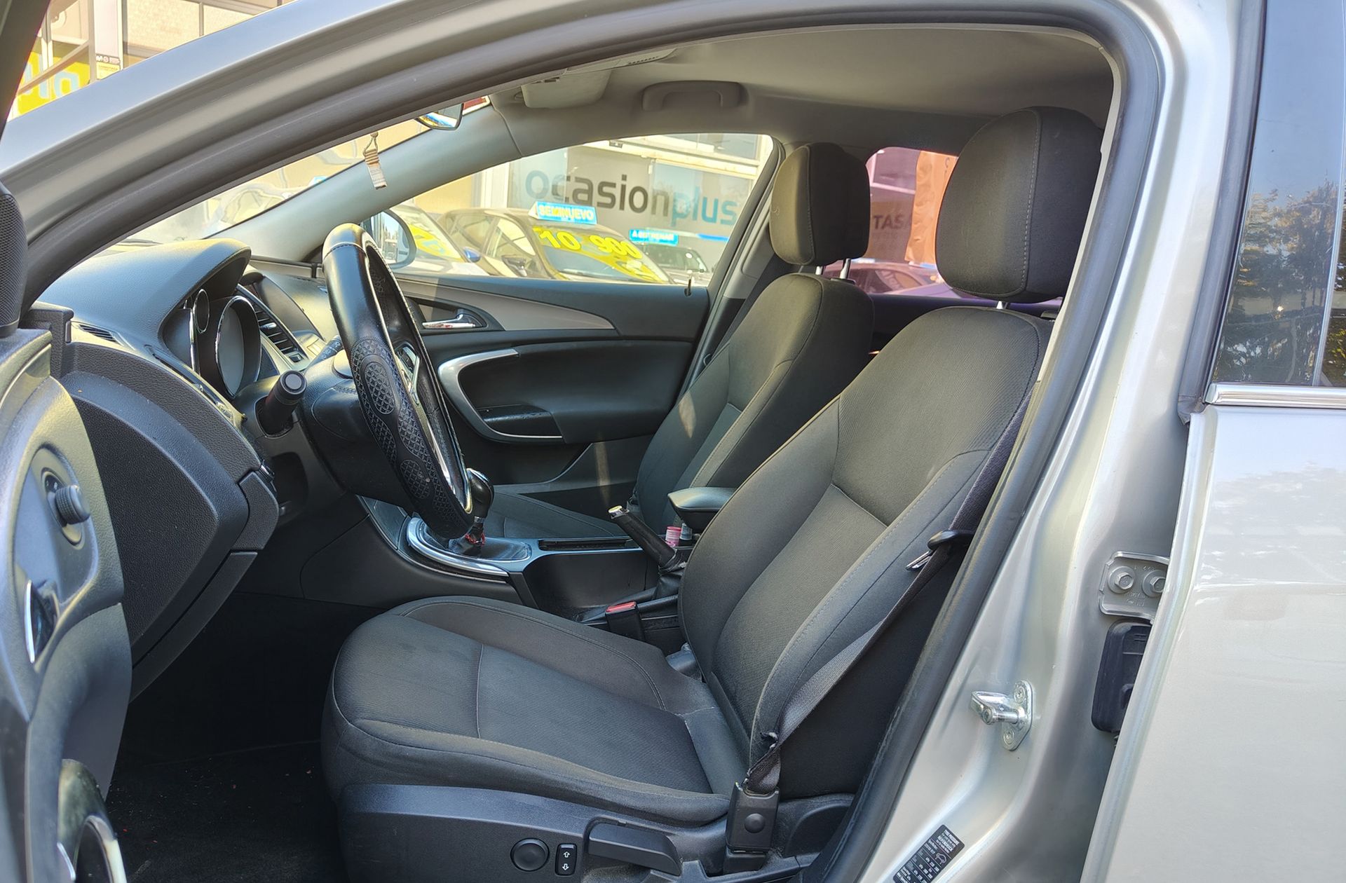 Opel Insignia 2.0 CDTI Selective - foto 8