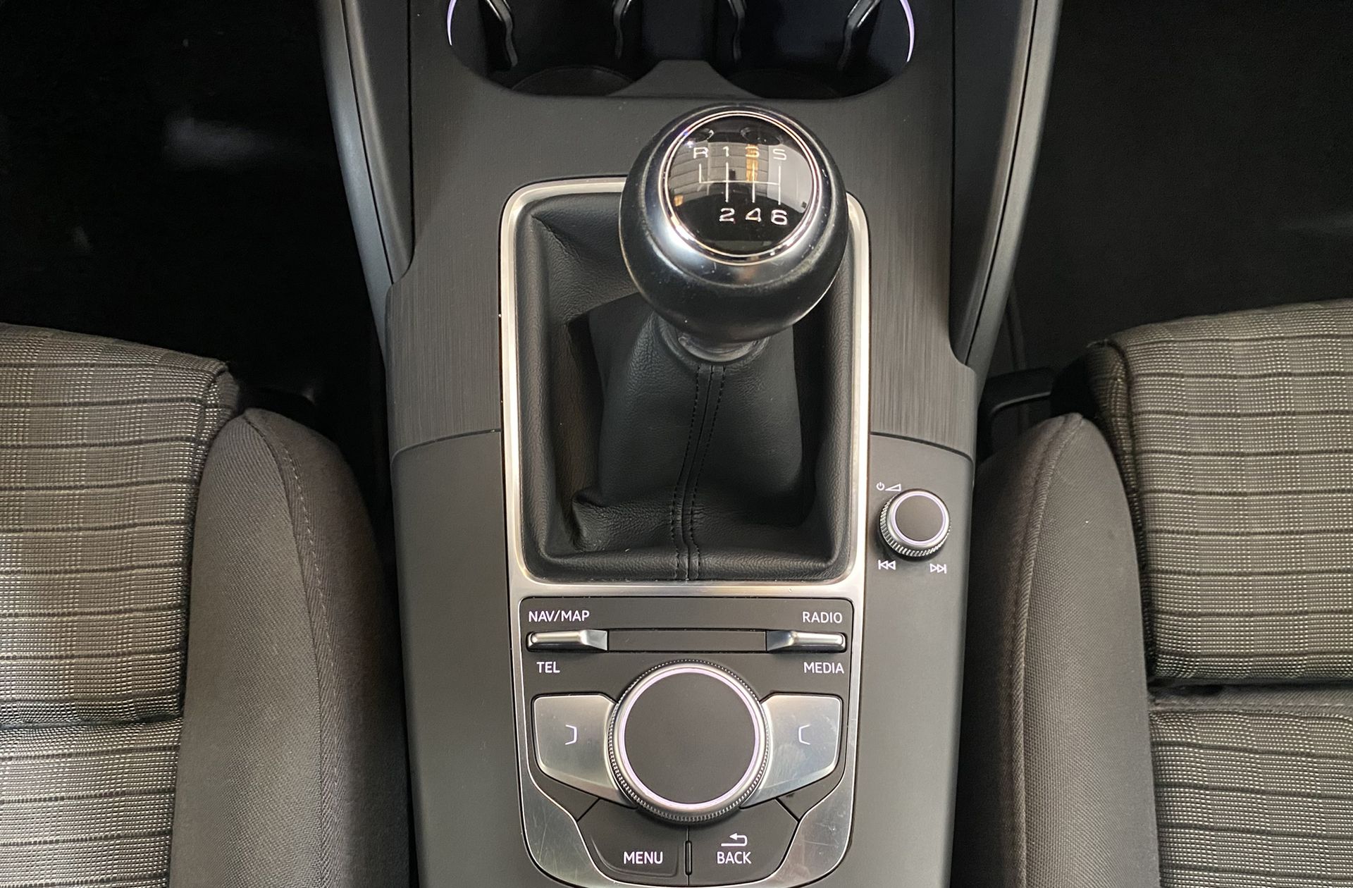 Audi A3 Sportback S line 35 TFSI - foto 5
