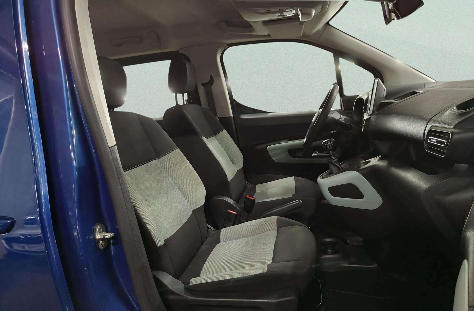 Citroën Berlingo Combi PureTech 110 Talla M Feel Semi-camperizada - foto 17