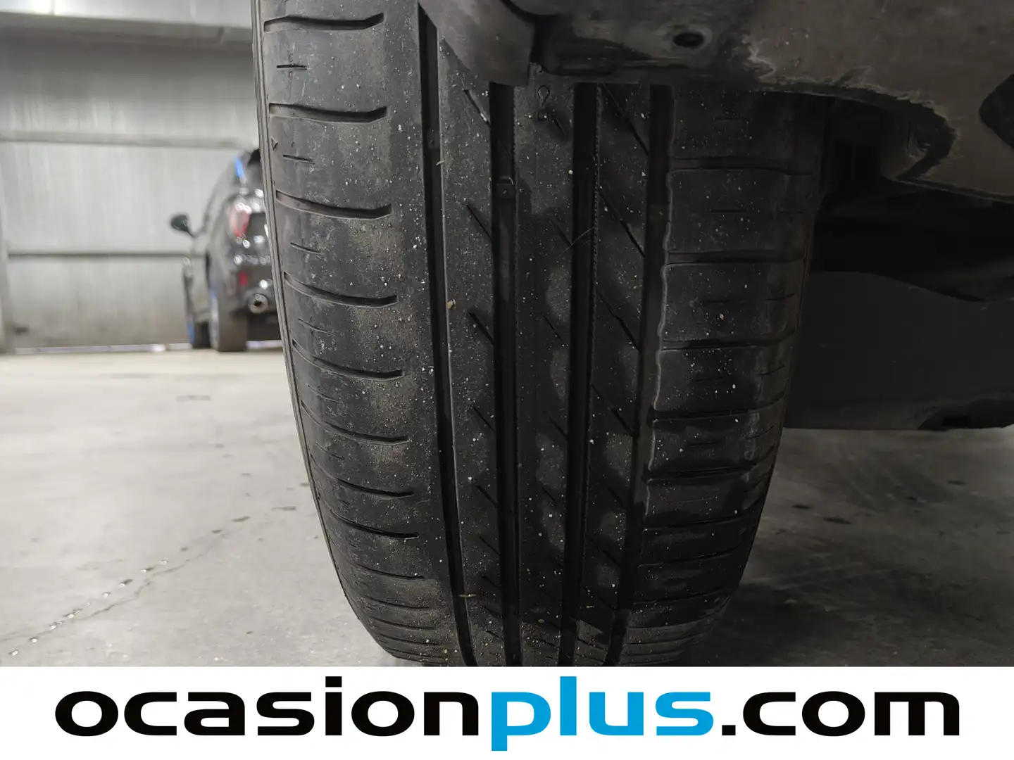 Foto Peugeot 5008 Peugeot 5008 PureTech 130 S&S Allure Pack EAT8 (130 CV)