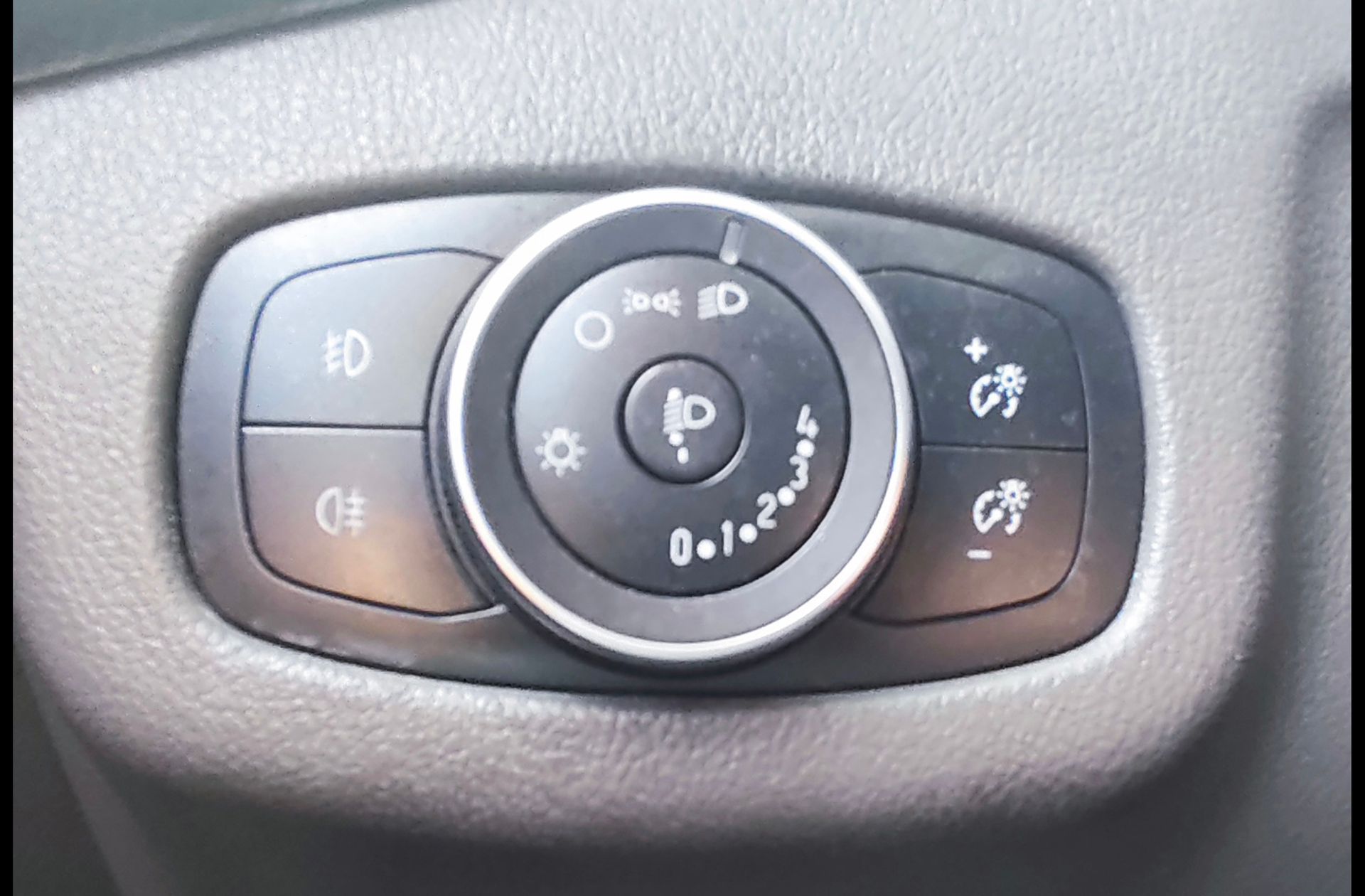 Ford Transit Connect Furgon 1.0 EcoBoost Trend 200 L1 Sortimo - foto 16