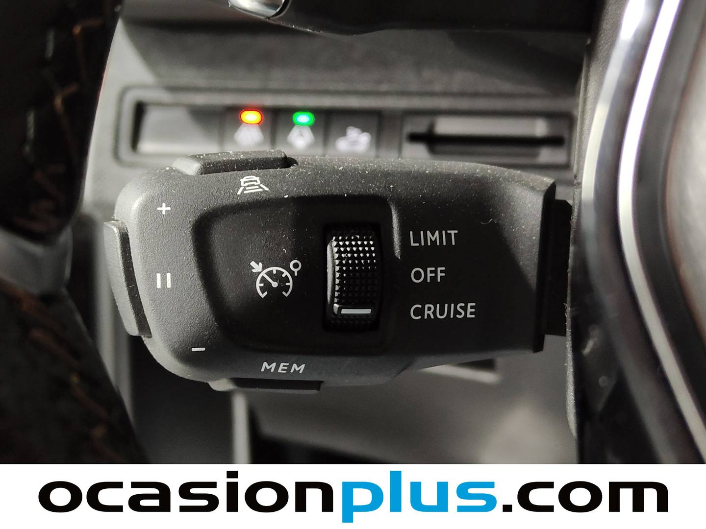 Foto Peugeot 3008 Peugeot 3008 PureTech 130 S&S GT EAT8  (130 CV)