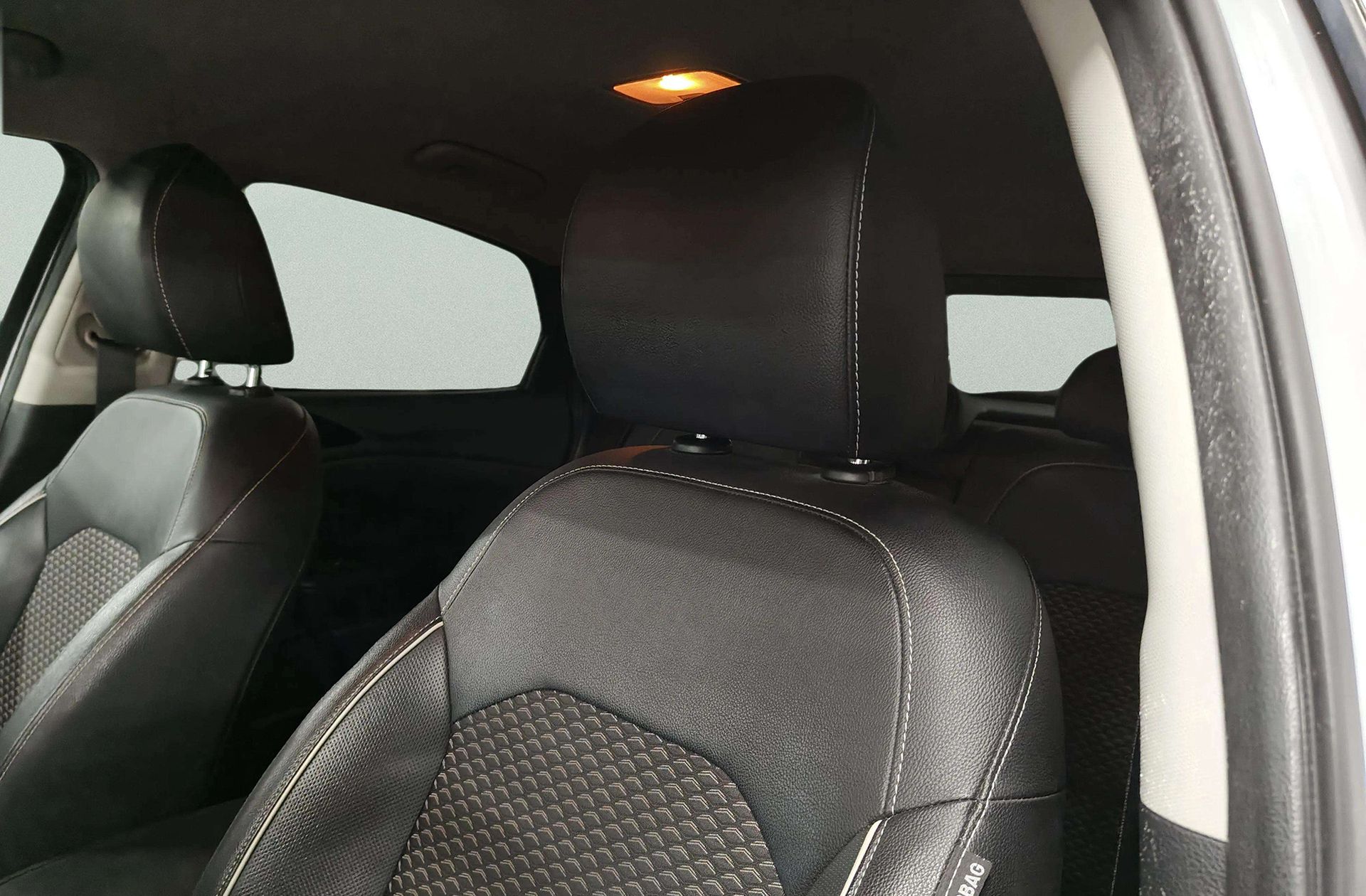 Kia XCeed 1.5 MHEV iMT Tech - foto 7