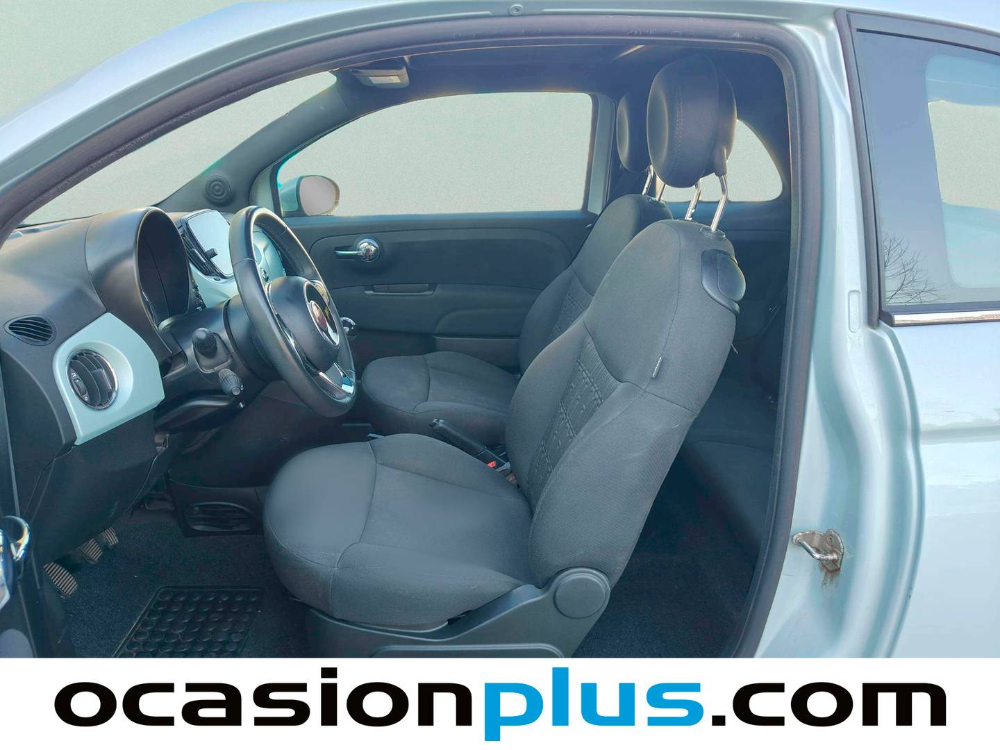 Foto asientos delanteros Fiat 500 Fiat 500 1.0 Hybrid Dolcevita (70 CV)