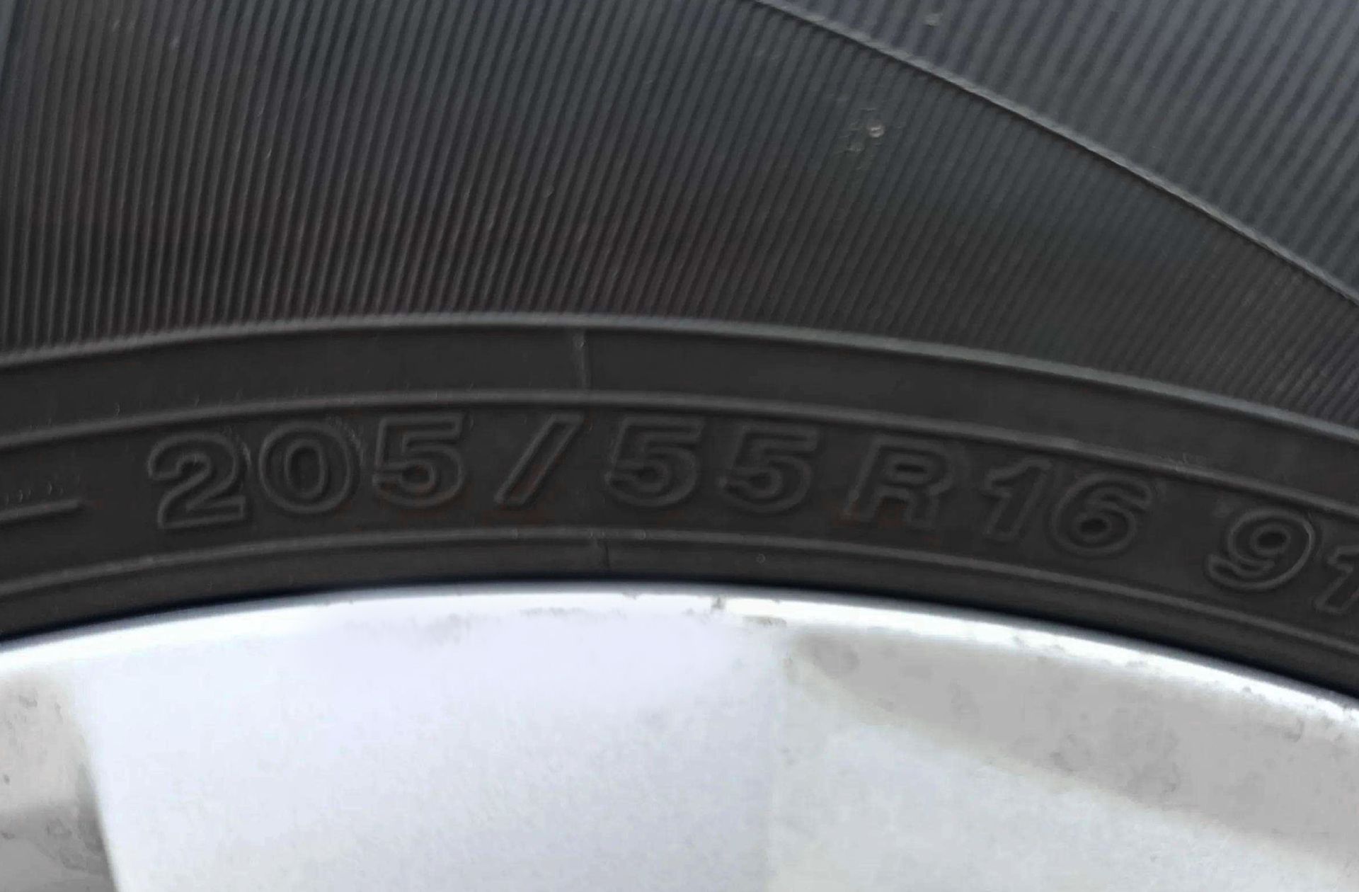 Škoda Octavia Combi 1.0 TSI Like DSG - foto 34