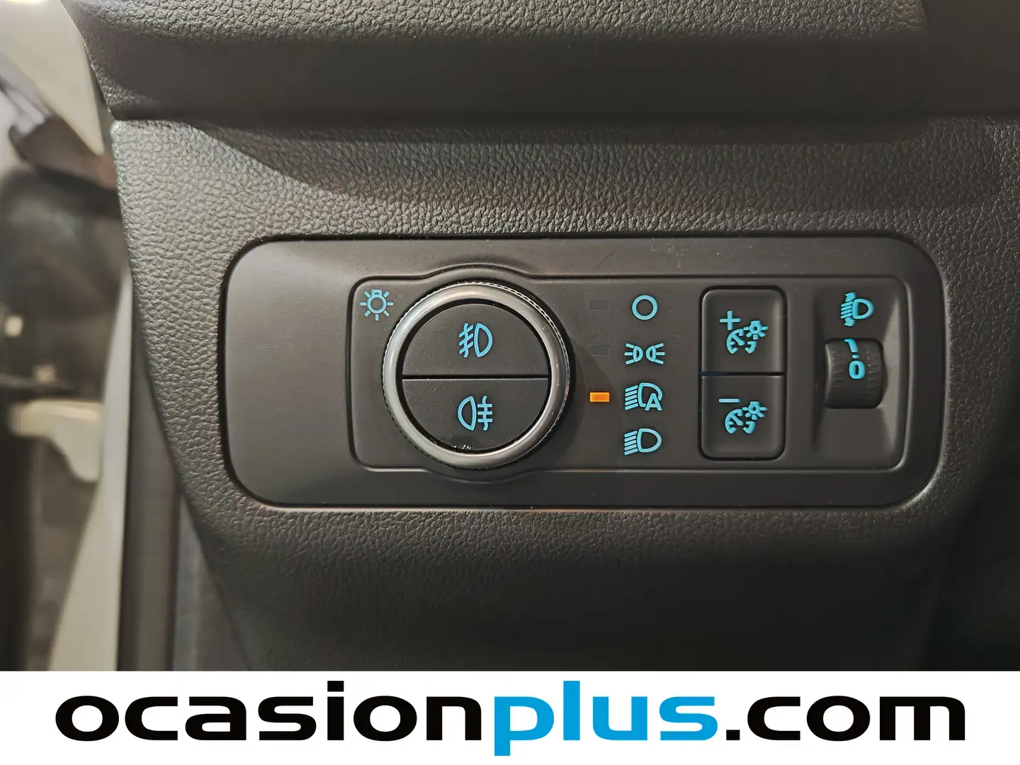 Foto Ford Kuga Ford Kuga 1.5 EcoBlue Trend (120 CV)