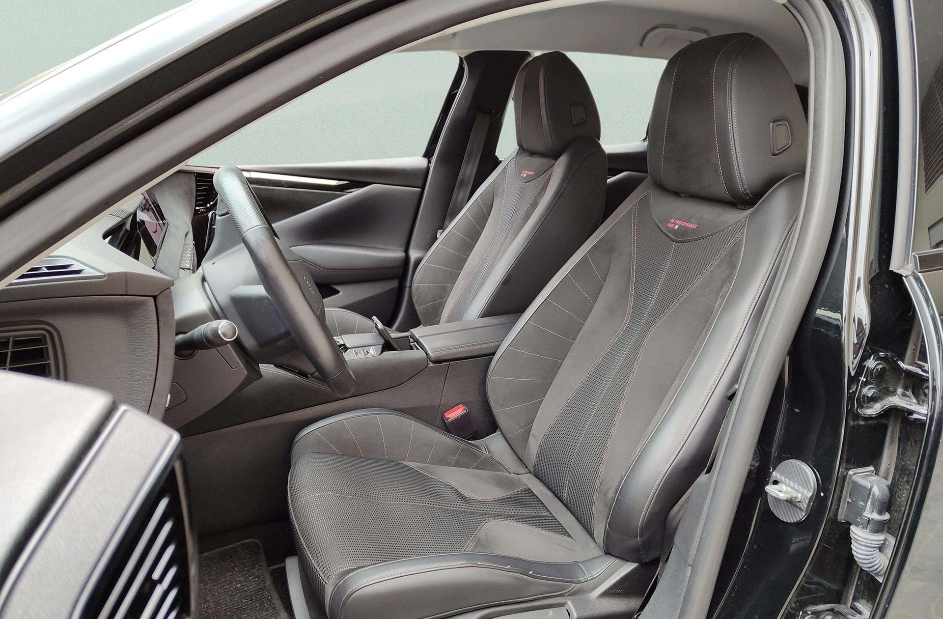 DS 4 PureTech 130 Performance Line - foto 11
