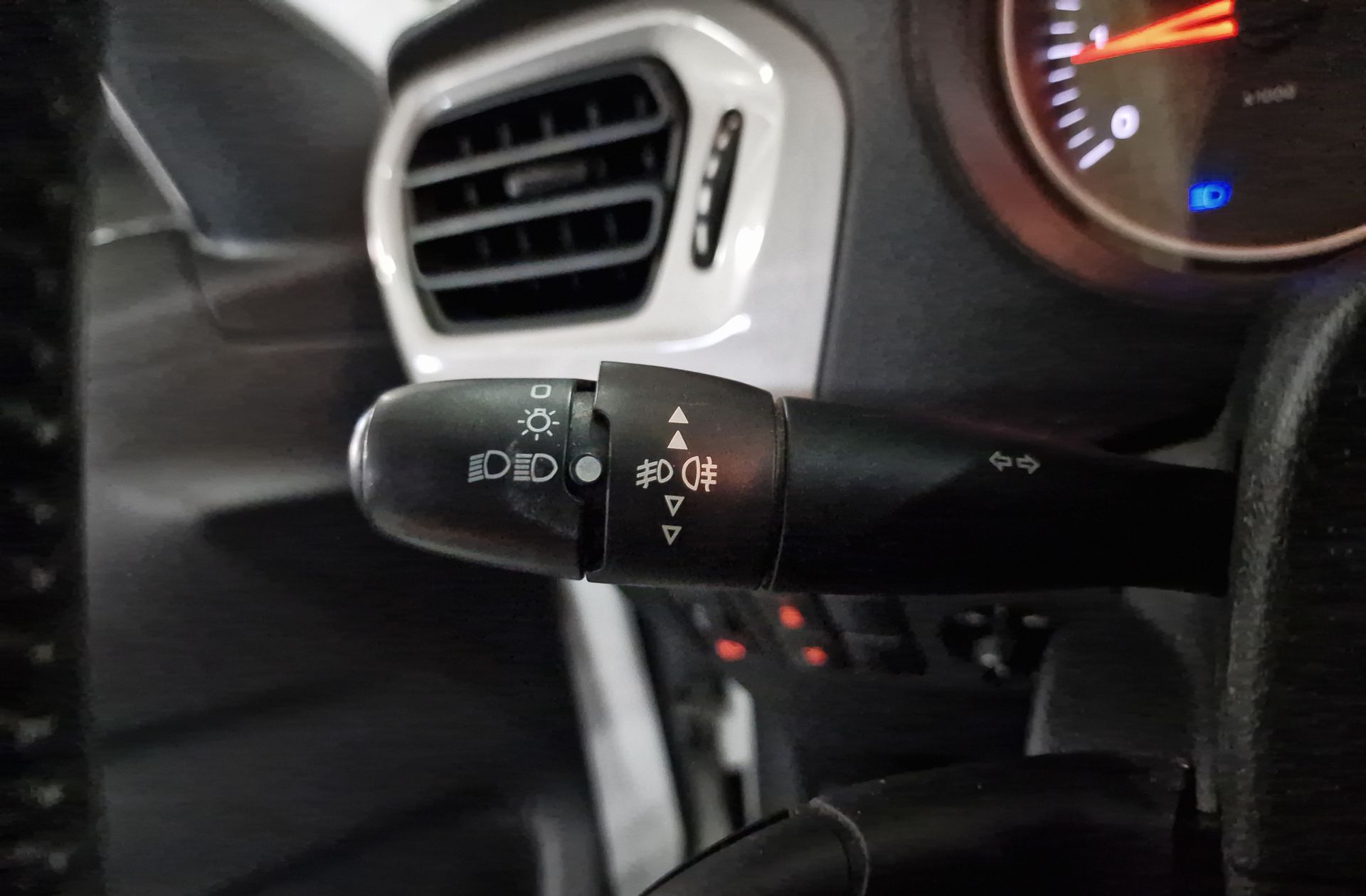 Citroën C-Elysée PureTech 82 Exclusive - foto 22
