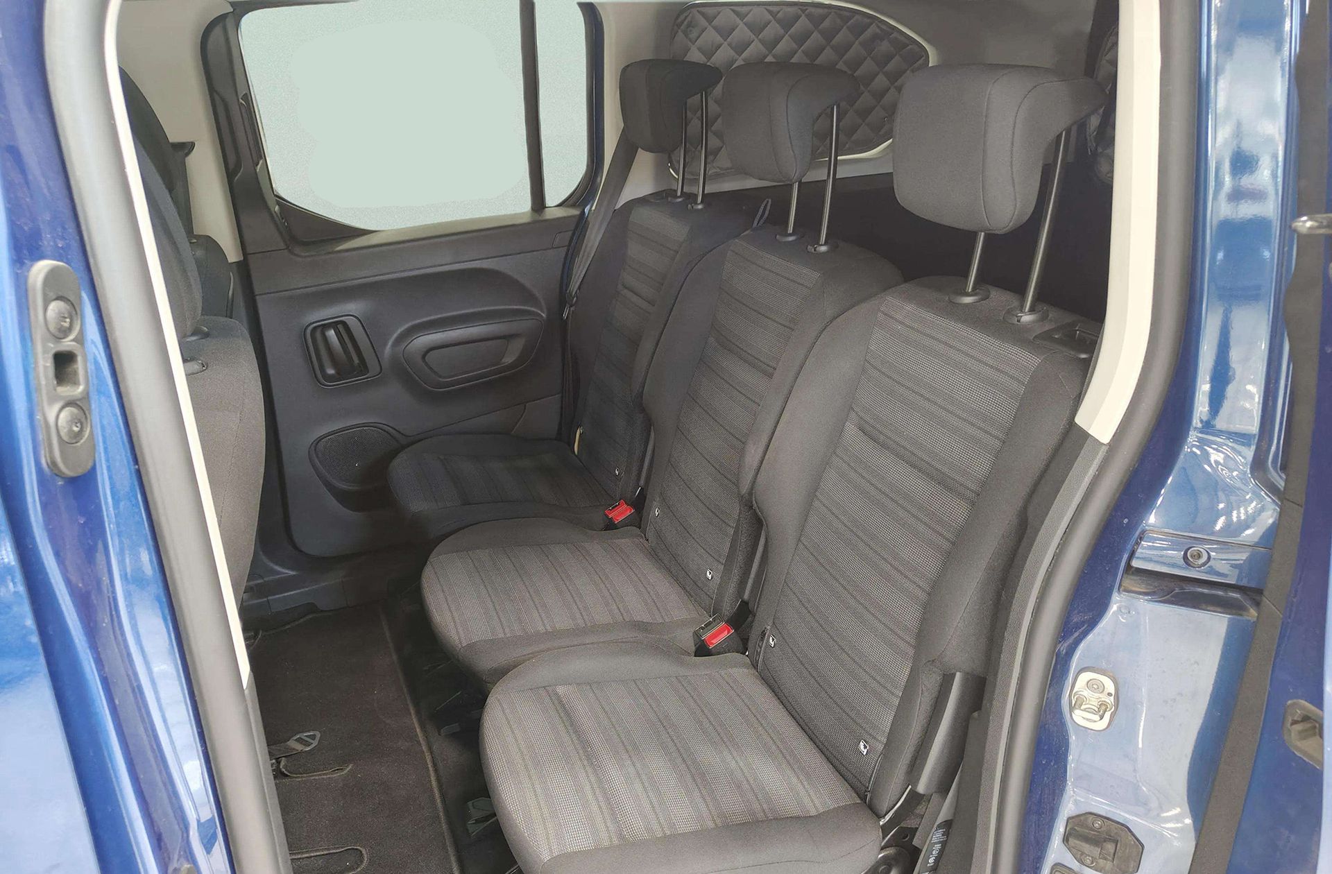 Opel Combo 1.5 TD Elegance Plus XL - foto 11