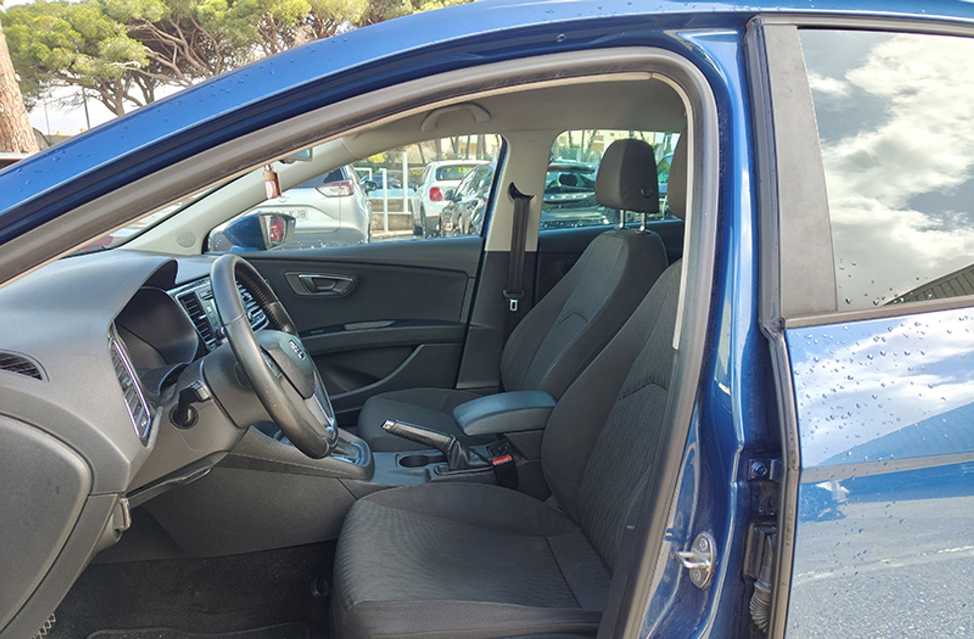SEAT León 1.6 TDI CR Style DSG - foto 10