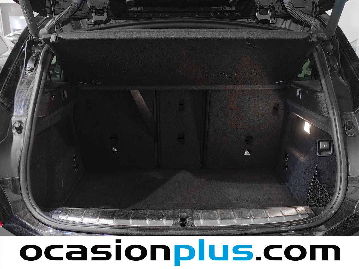 Fotos maletero BMW X2 BMW X2 sDrive18i (136 CV)