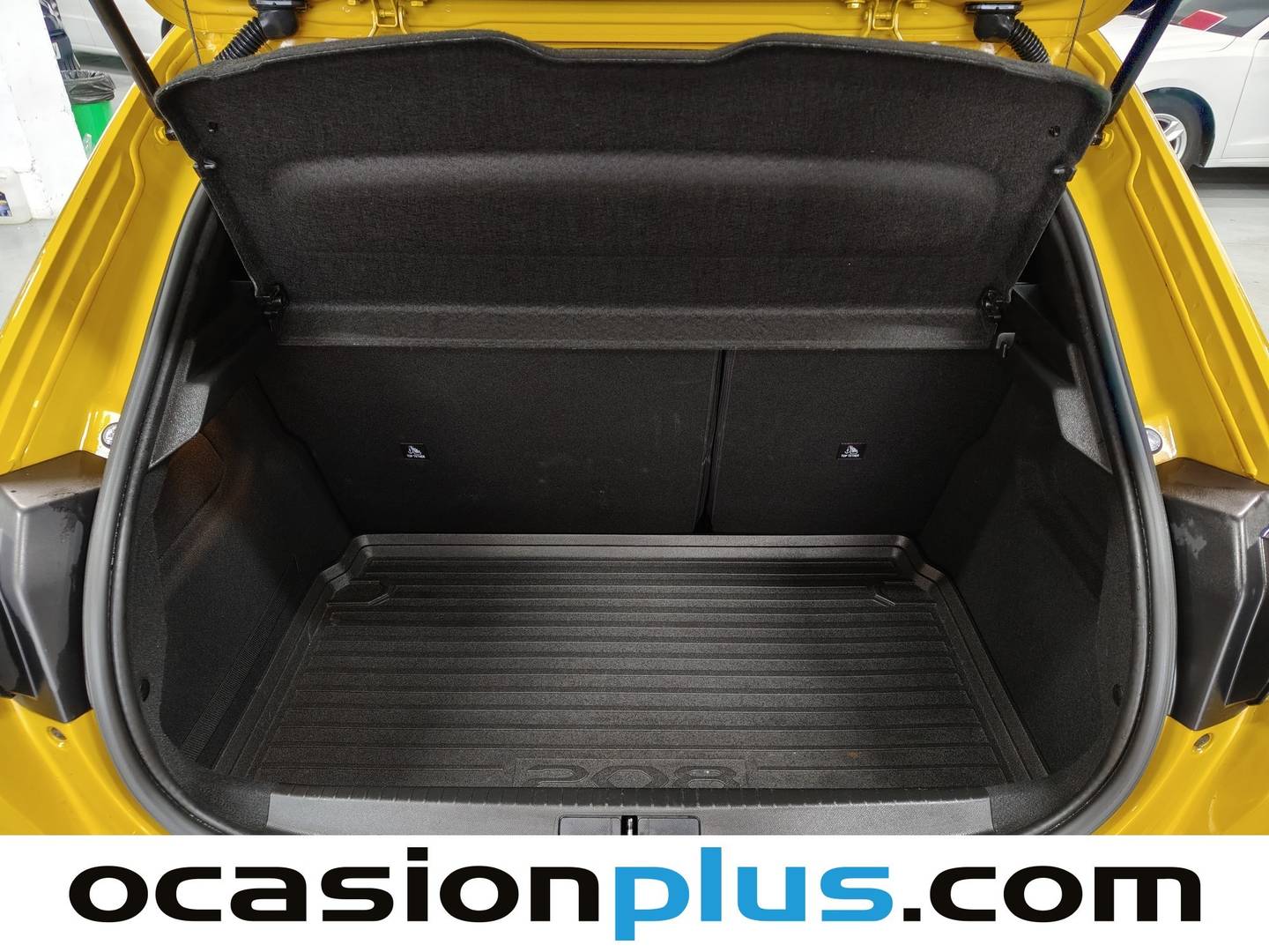 Foto Peugeot 208 Peugeot 208 PureTech 100 GT Pack EAT8 (100 CV)