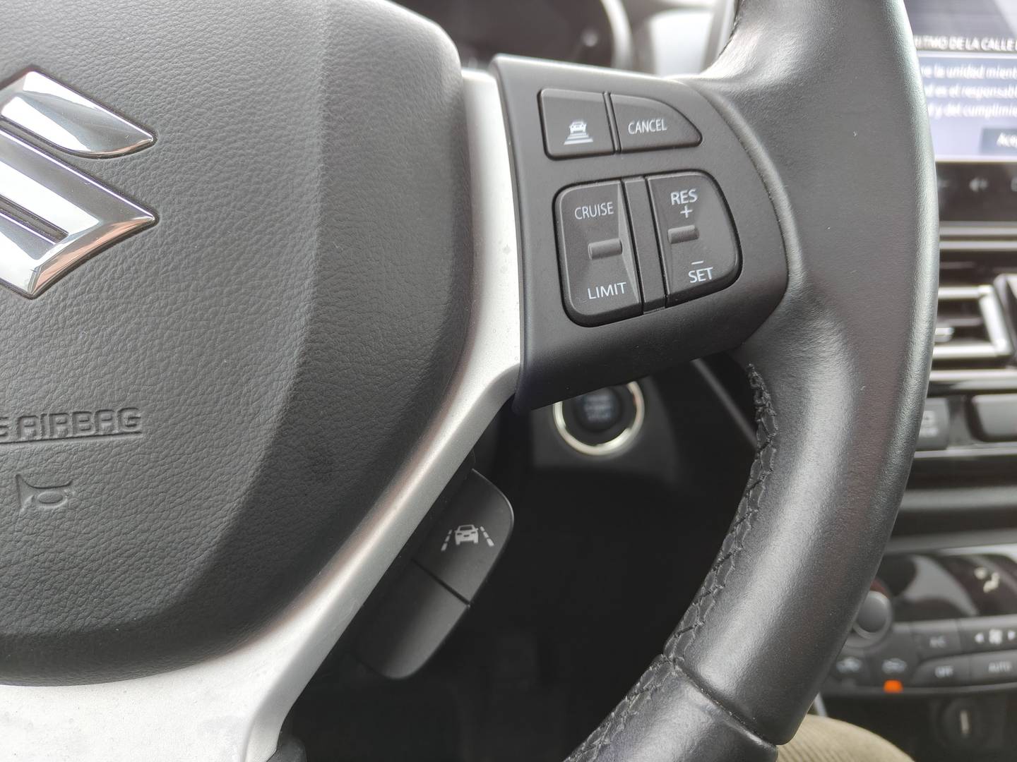 Foto Suzuki S-Cross Suzuki S-Cross 1.4 DITC Mid Hybrid GLX 4WD Auto (129 CV)