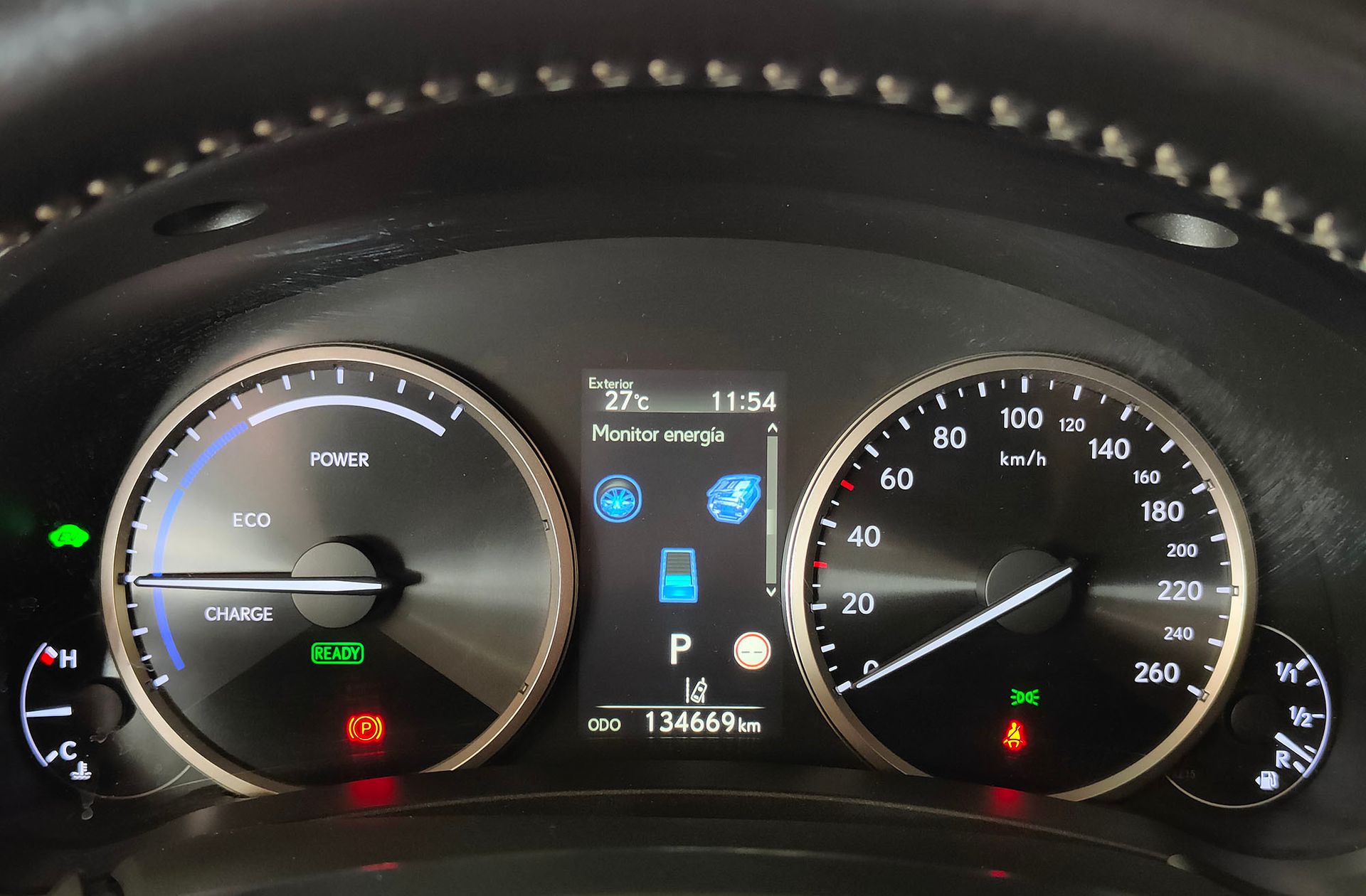 Lexus NX 300h Business Navigation 2WD - foto 25