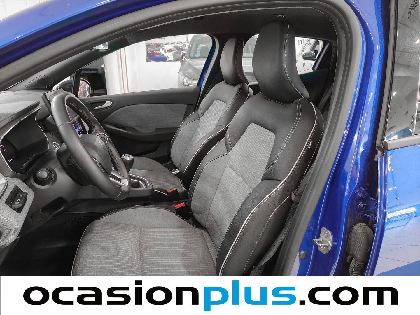 Foto asientos delanteros Renault Clio Renault Clio Techno TCe (90 CV)