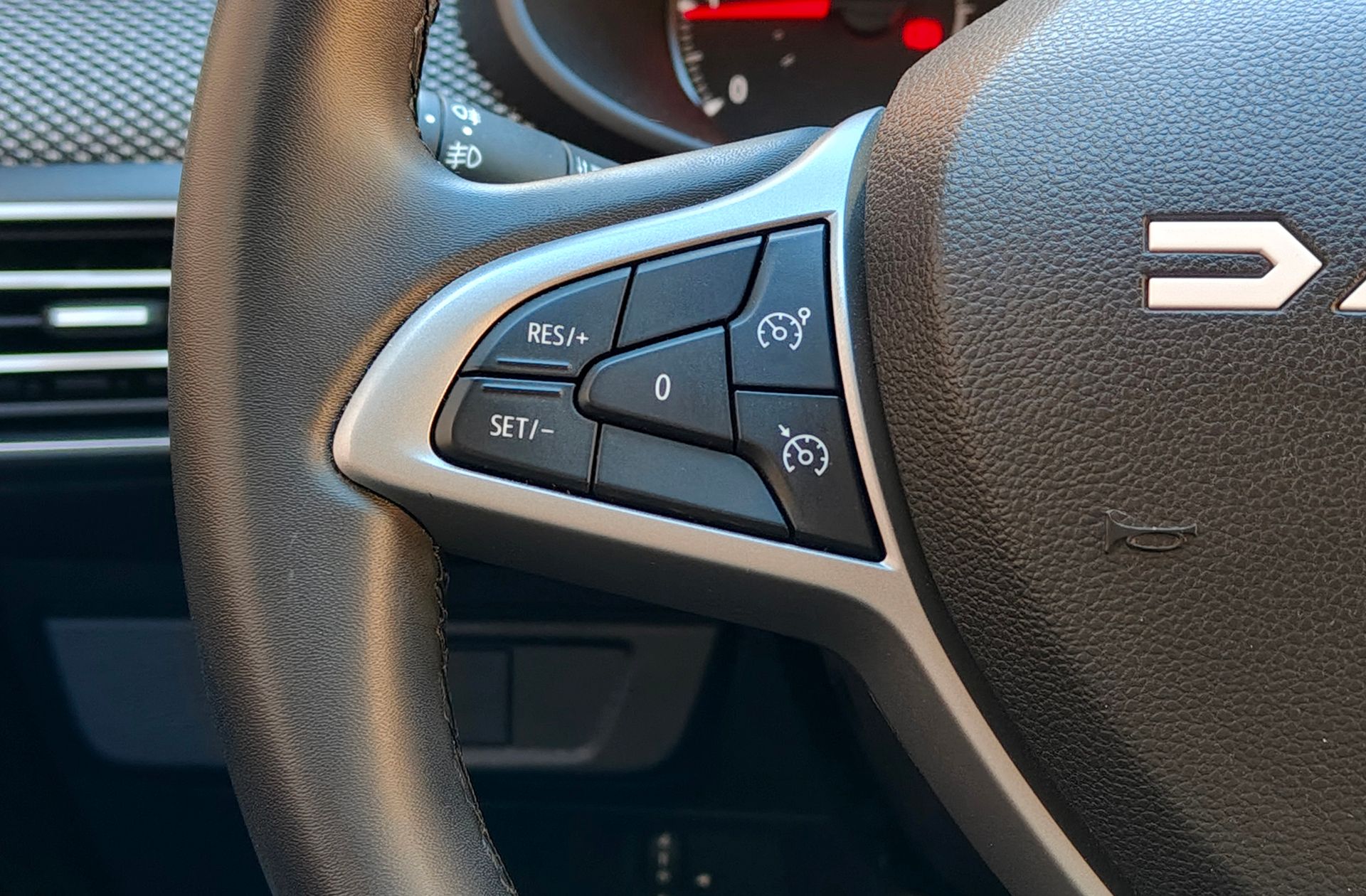 Dacia Jogger Serie Limitada Extreme Go ECO-G 5 plazas - foto 24