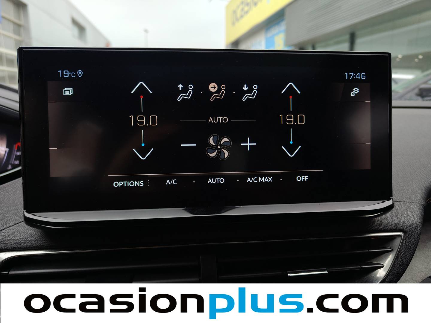 Foto Peugeot 3008 Peugeot 3008 PureTech 130 S&S GT EAT8 96 kW (130 CV)