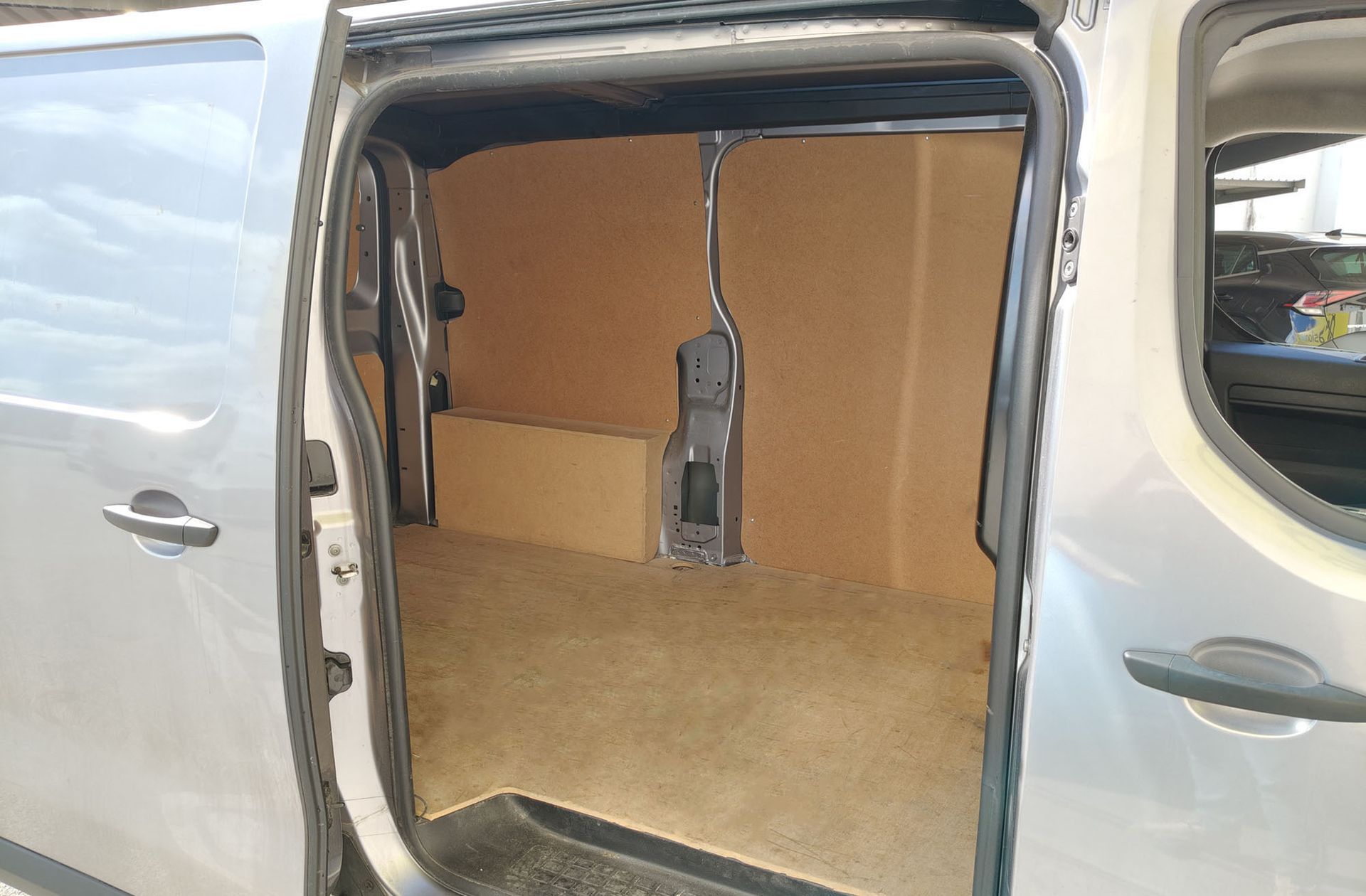 Peugeot Expert Furgon BlueHDi 120 Standard 3 plazas - foto 14