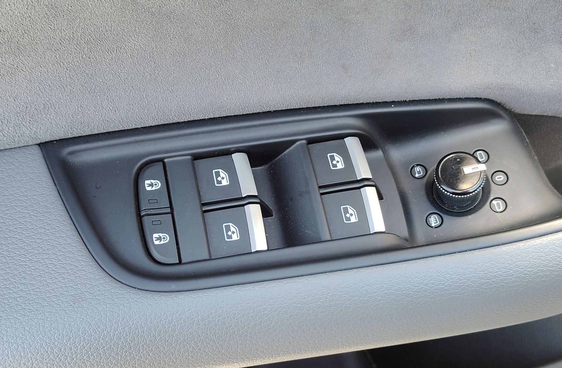 Audi Q8 SQ8 TDI quattro tiptronic Pack S-Line - foto 49