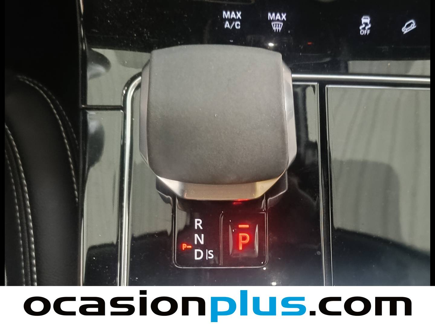 Foto Land Rover Range Rover Velar Land Rover Range Rover Velar 2.0 I4 R-Dynamic S 4WD Auto (204 CV)