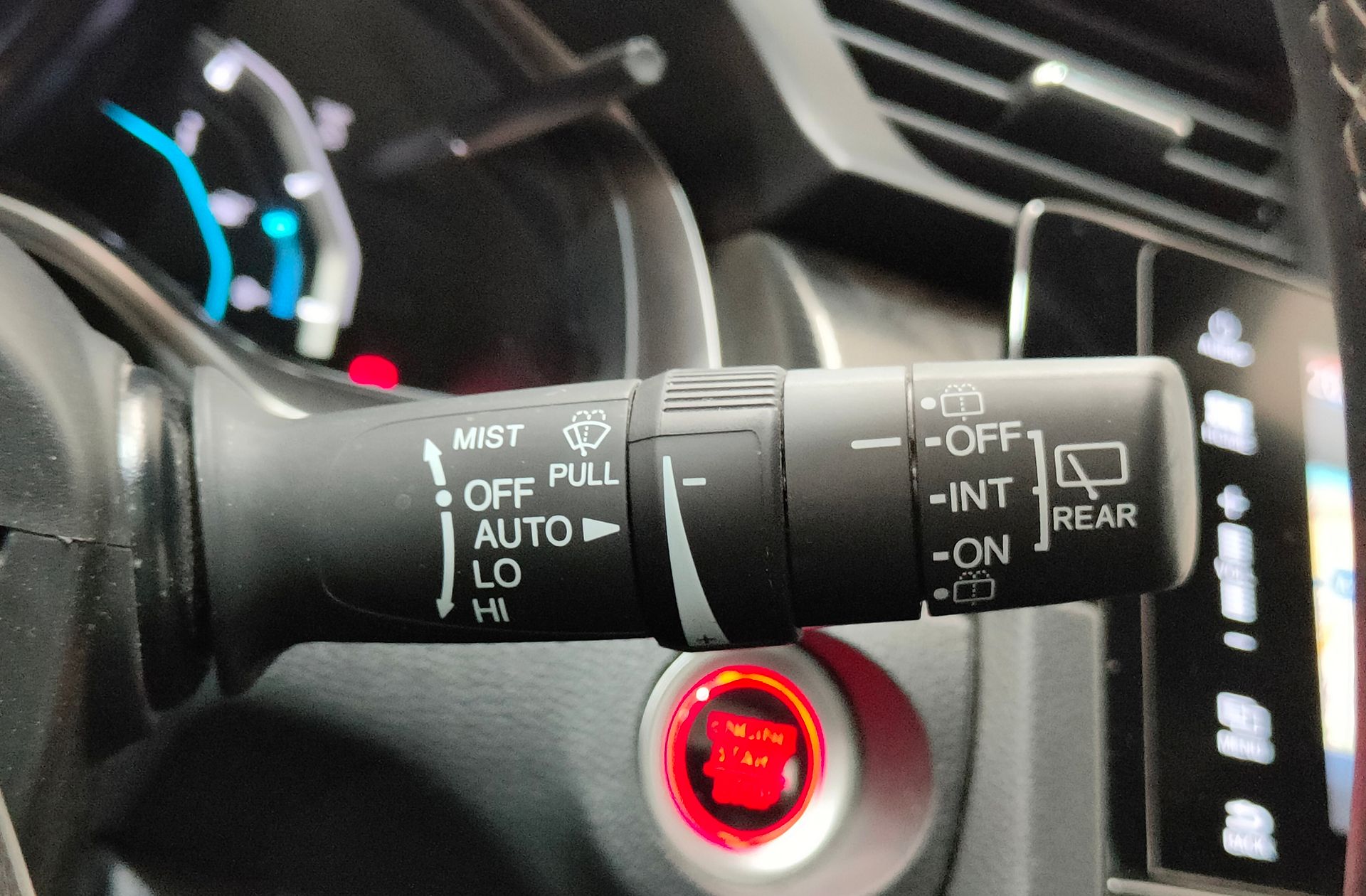 Honda Civic 1.0 I-VTEC Turbo Executive CVT - foto 28