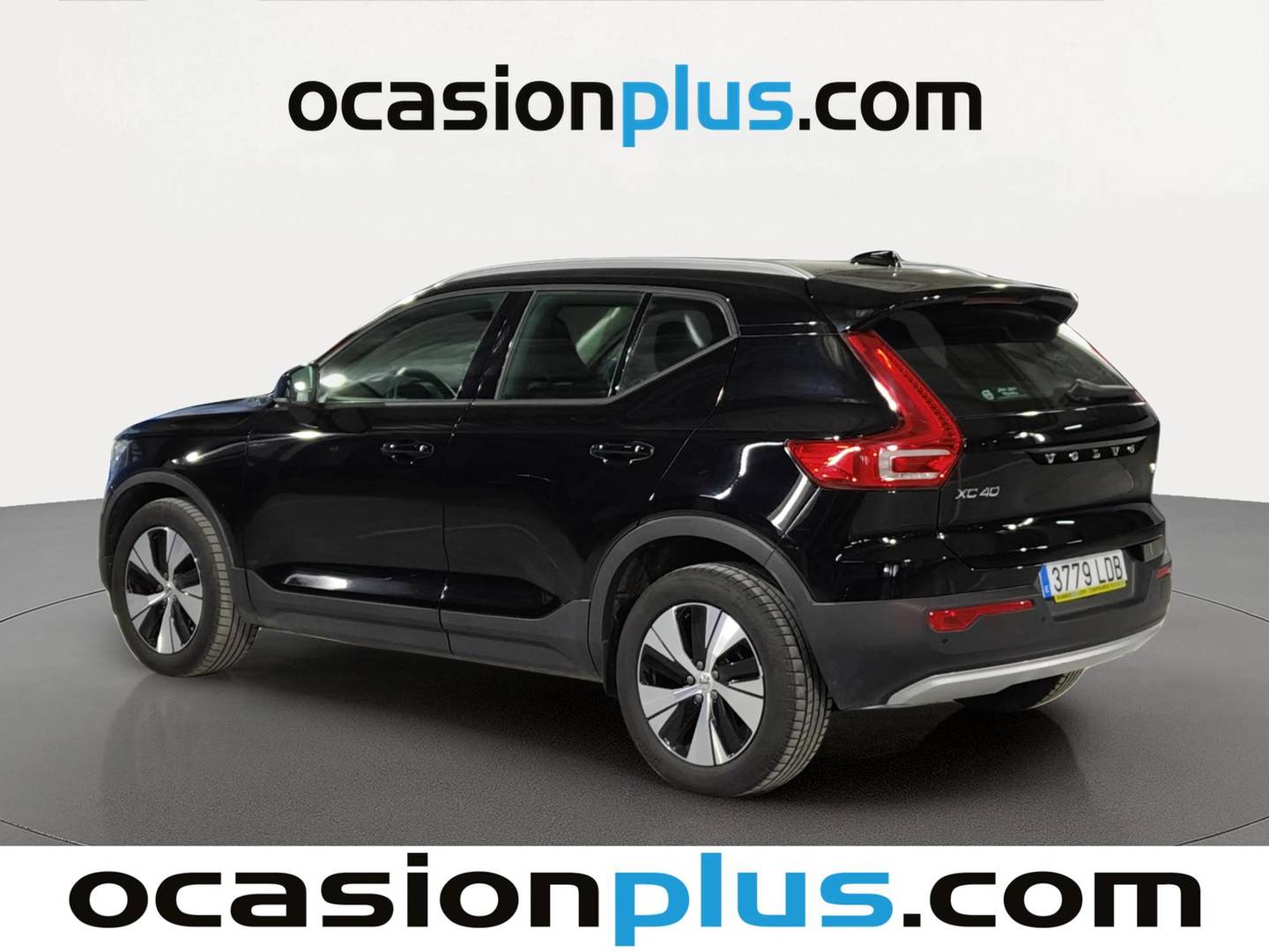 Foto trasera Volvo XC40 Volvo XC40 T3 Momentum Auto (163 CV) izquierda
