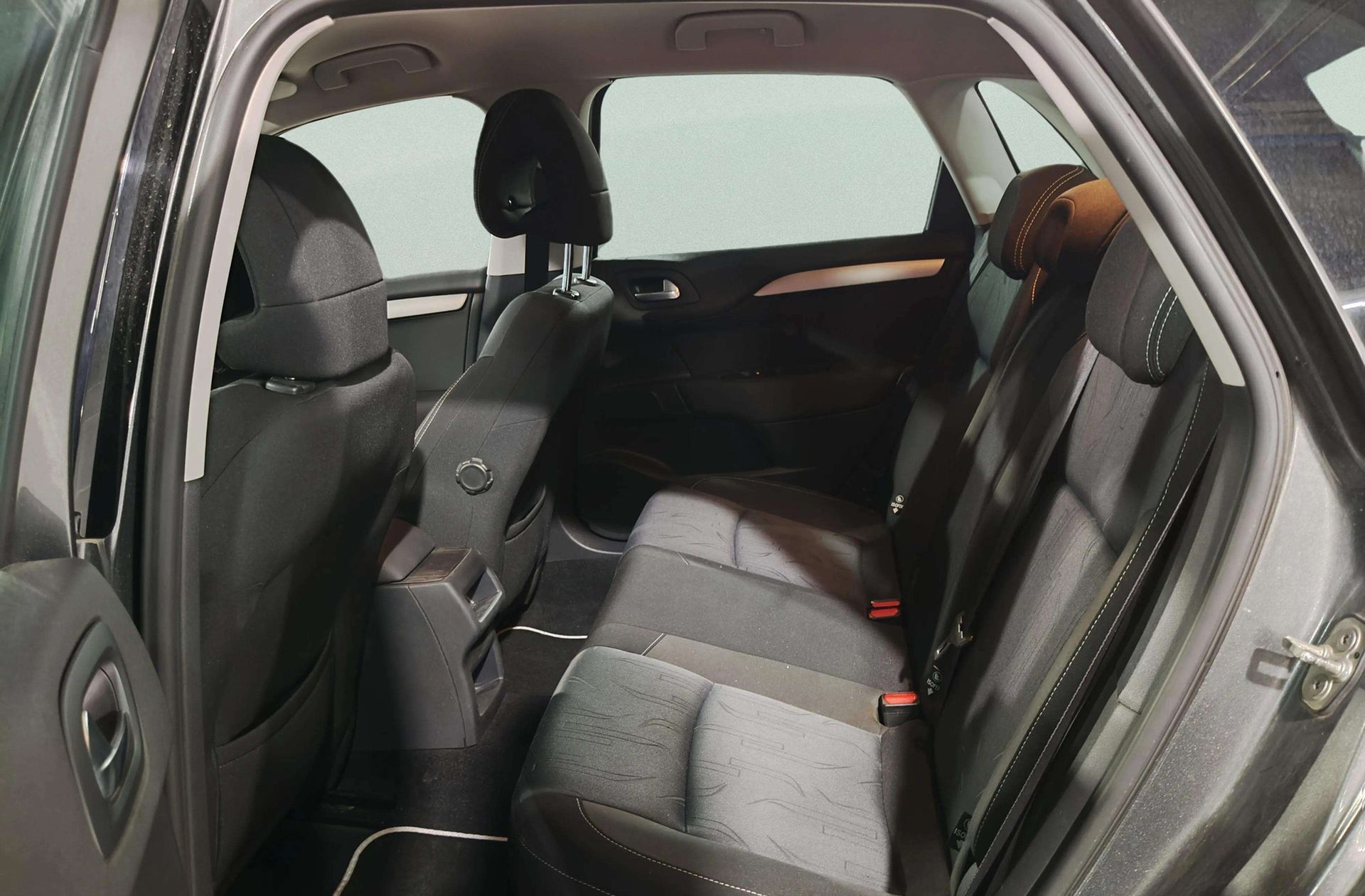 Citroën C4 1.6 HDi Sport - foto 11