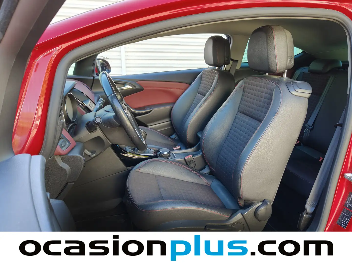 Foto Opel GTC Opel Astra 1.6 Turbo S&S Sportive (200 CV)