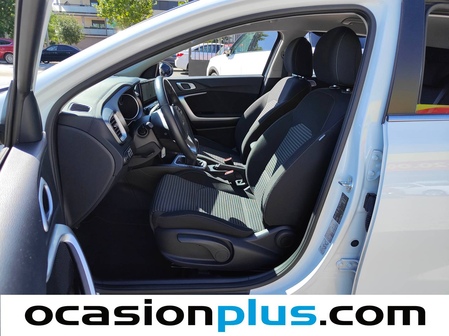 Foto asientos delanteros KIA Ceed KIA Ceed 1.0 T-GDI Drive (100 CV)