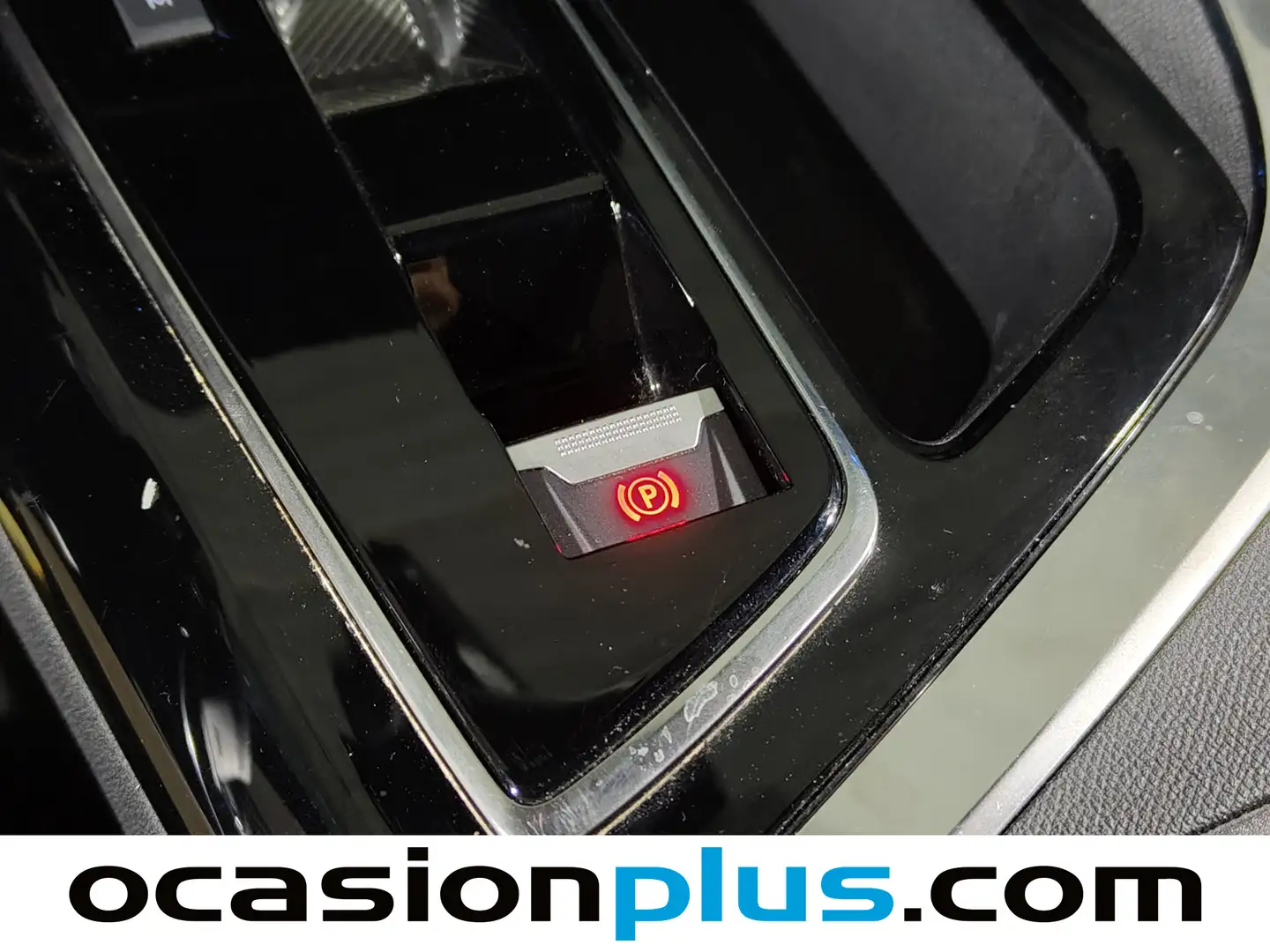 Foto Peugeot 3008 Peugeot 3008 PureTech 130 S&S Allure Pack EAT8 (130 CV)