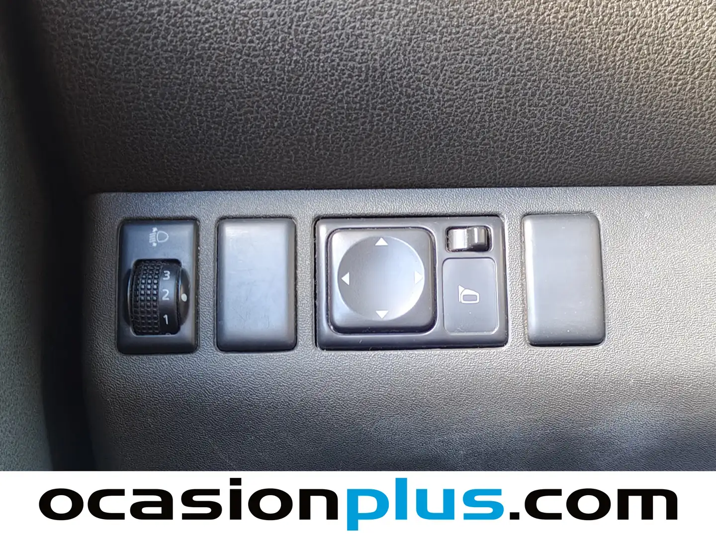 Foto Nissan Pathfinder Nissan Pathfinder 2.5 dCi LE (190 CV) 7 Plazas