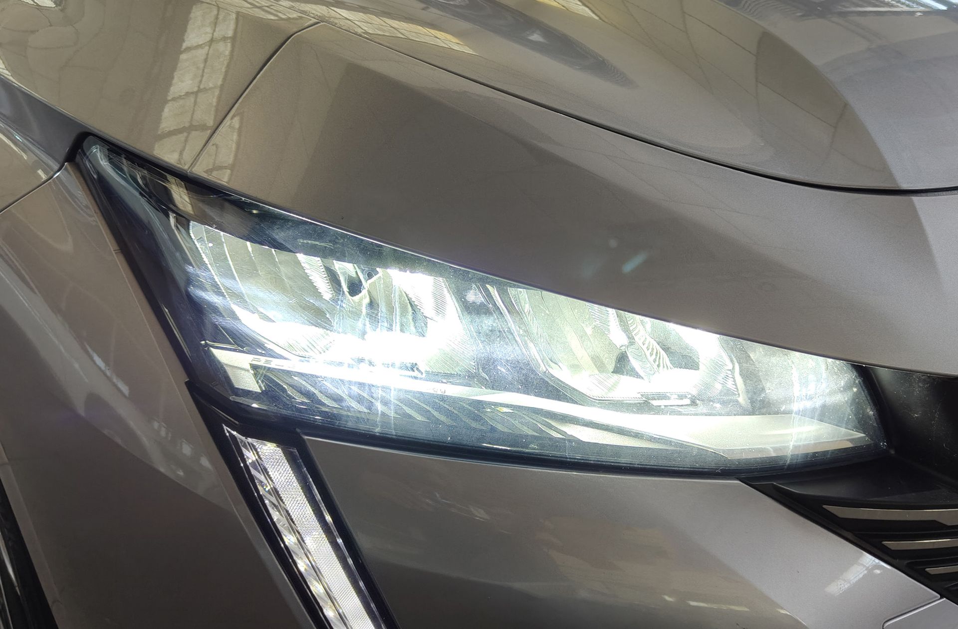 Peugeot 308 BlueHDi 130 Allure EAT8 - foto 13